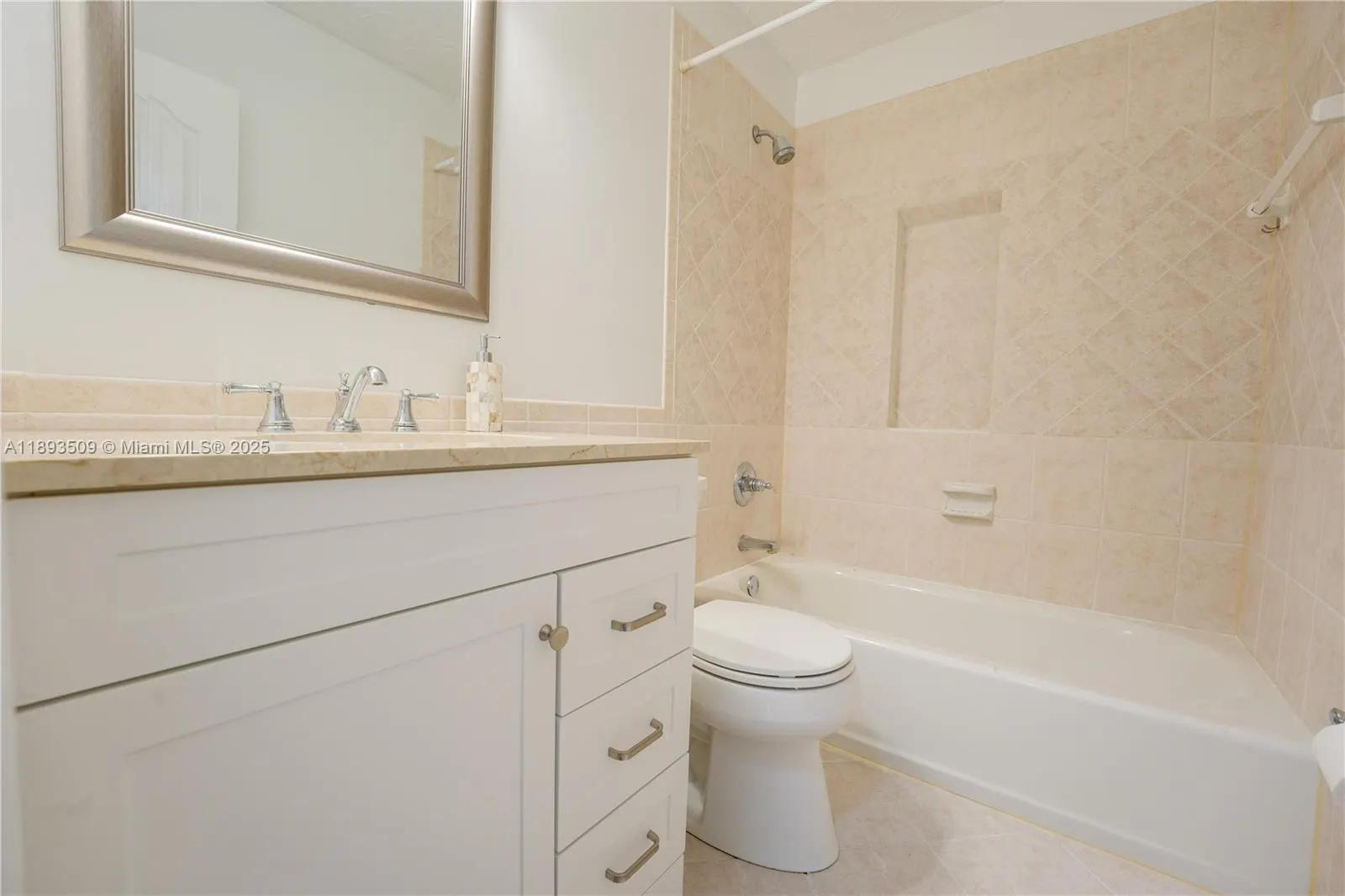 2401 SW 58th Mnr, #2