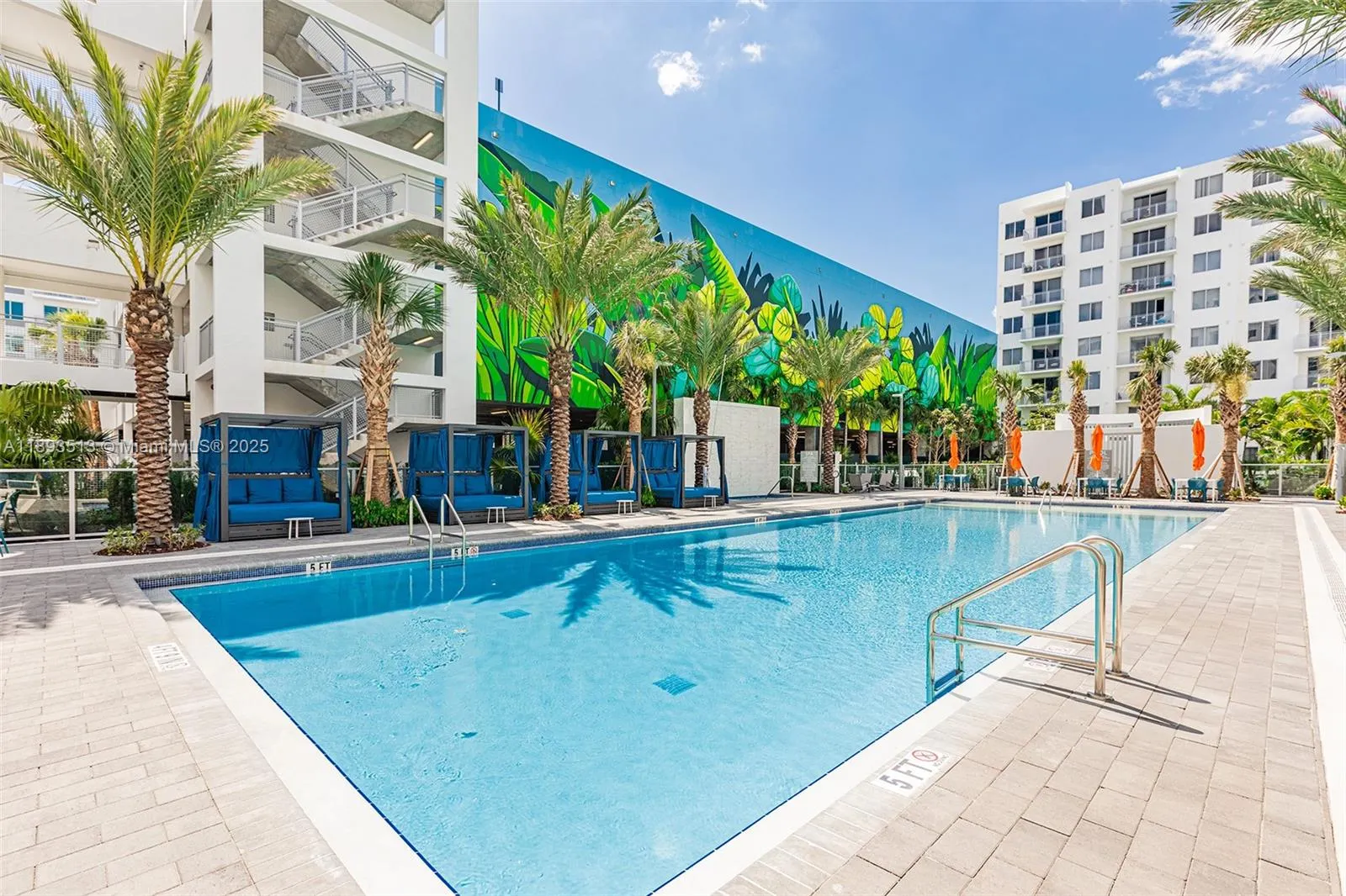 120 N Compass Way, #613