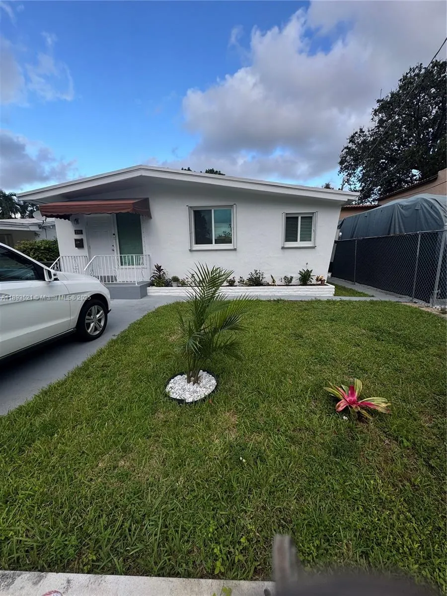 2311 SW 58th Ave, #2