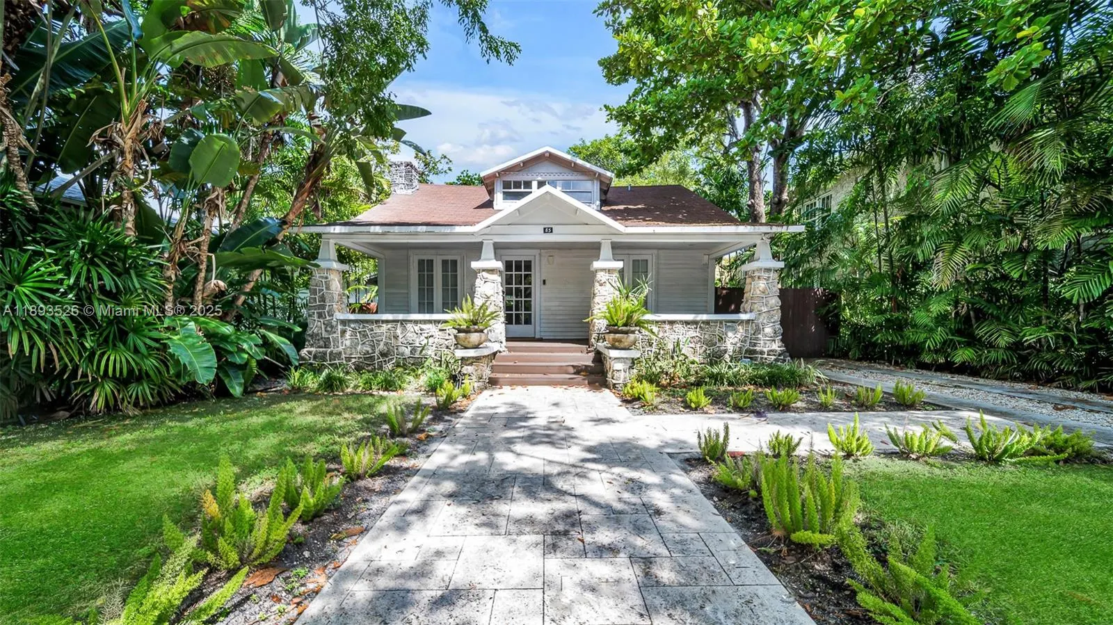 85 NE 46th St