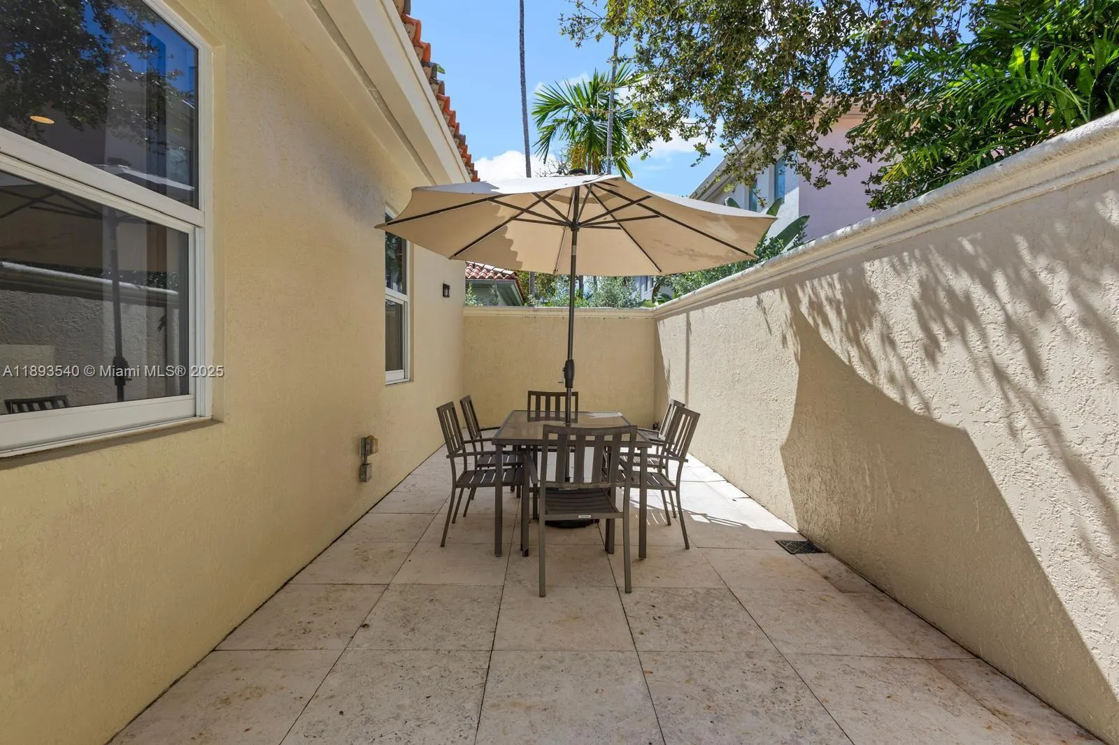 1408 Mariner Way
