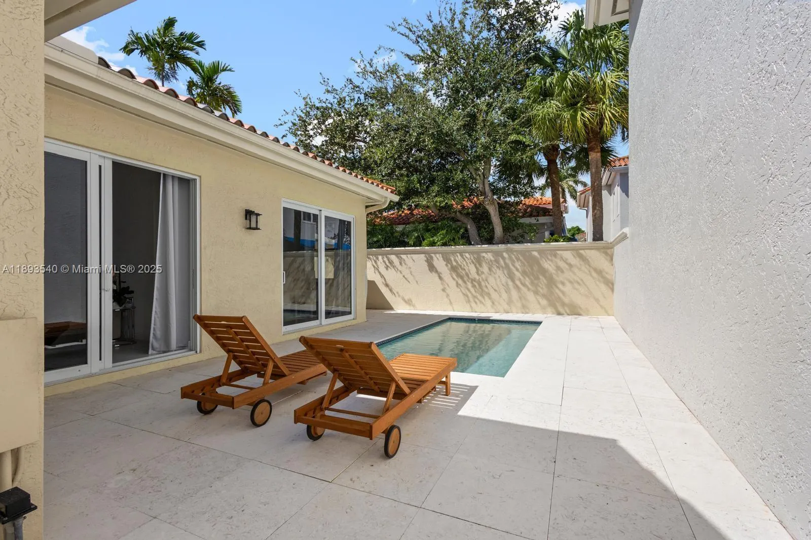 1408 Mariner Way