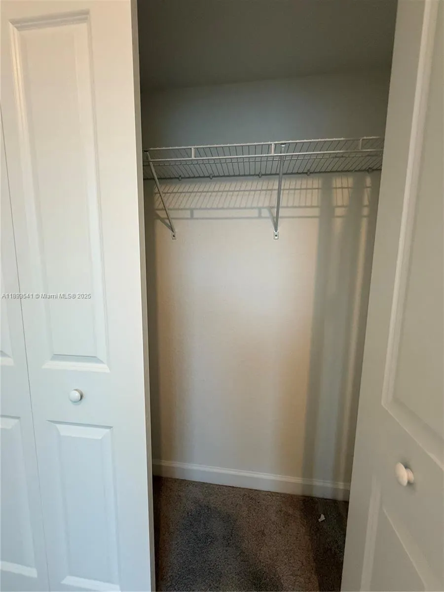 682 SE 14th St