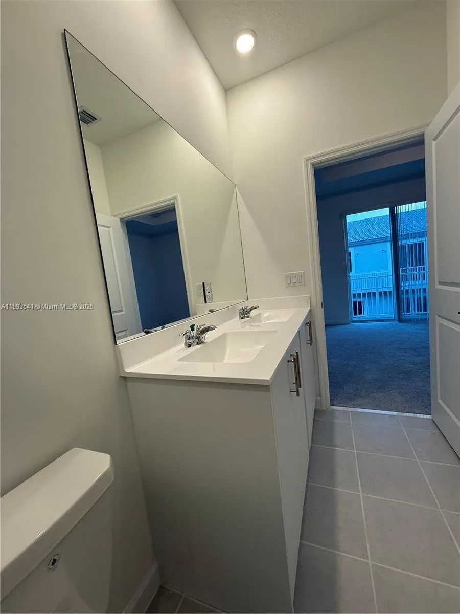 682 SE 14th St