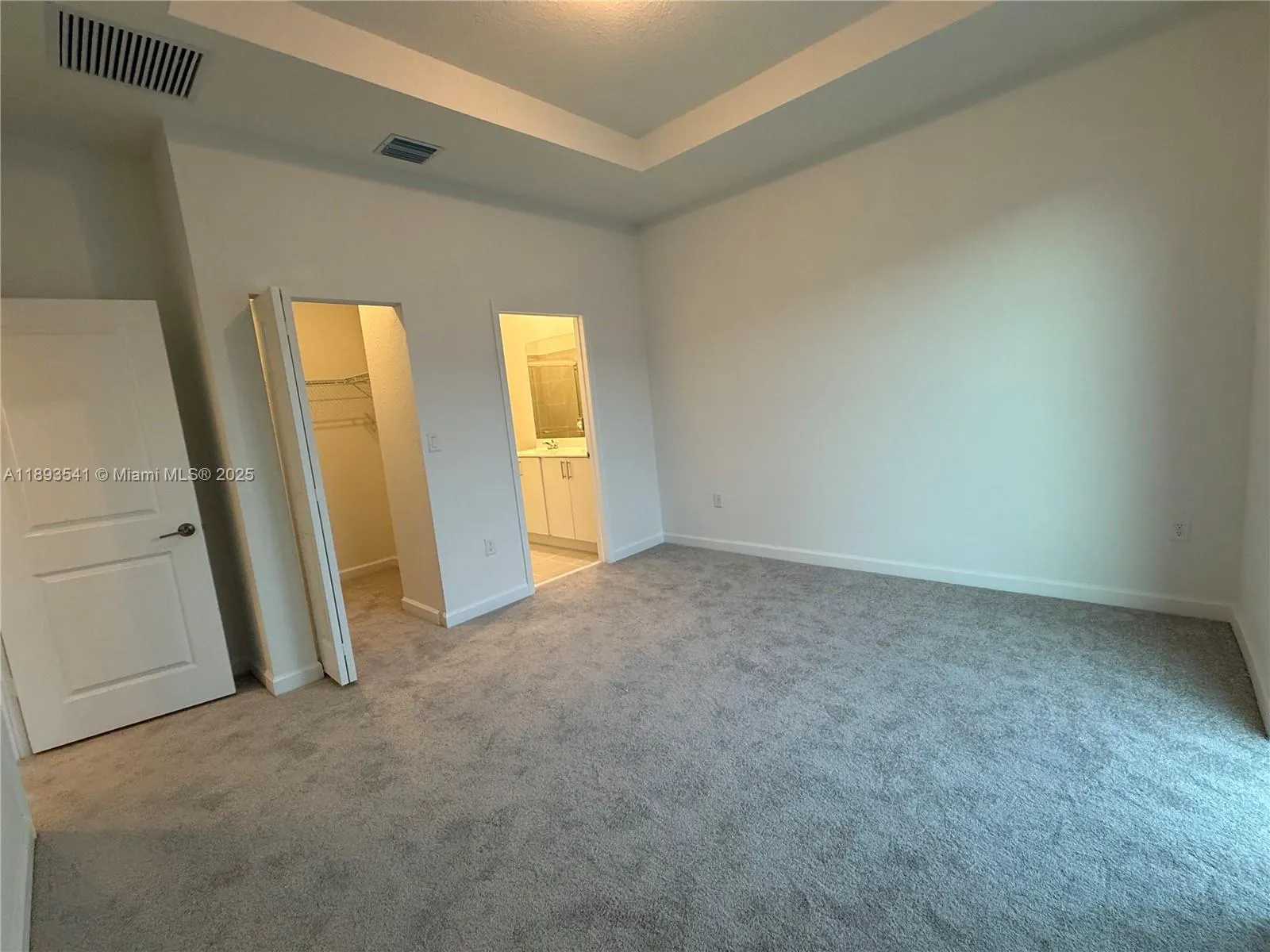 682 SE 14th St