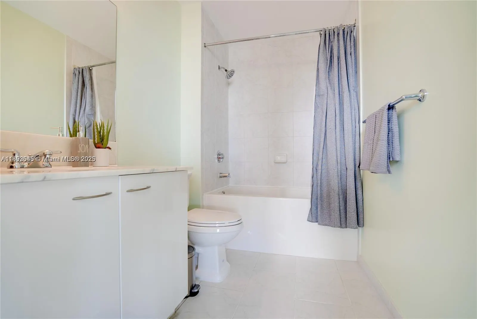 133 NE 2nd Ave, #2219