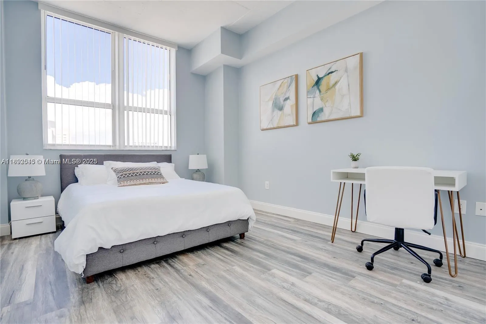 133 NE 2nd Ave, #2219