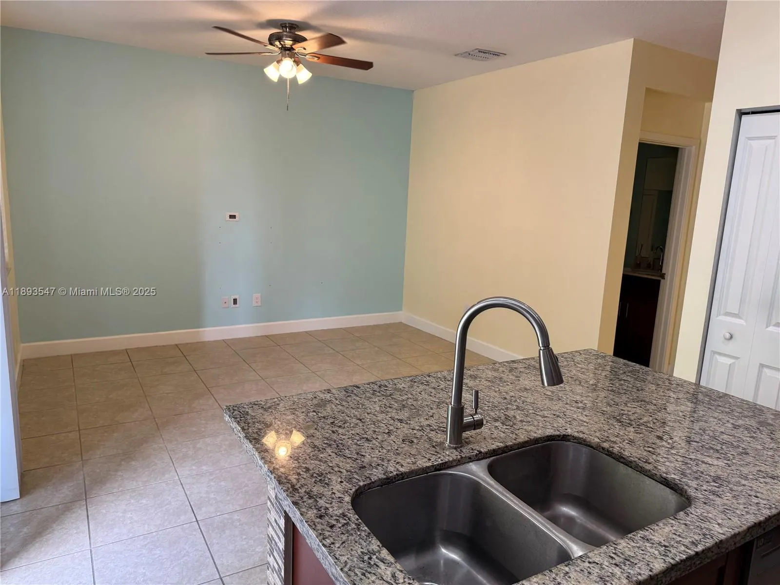 4849 NW 57th Ct