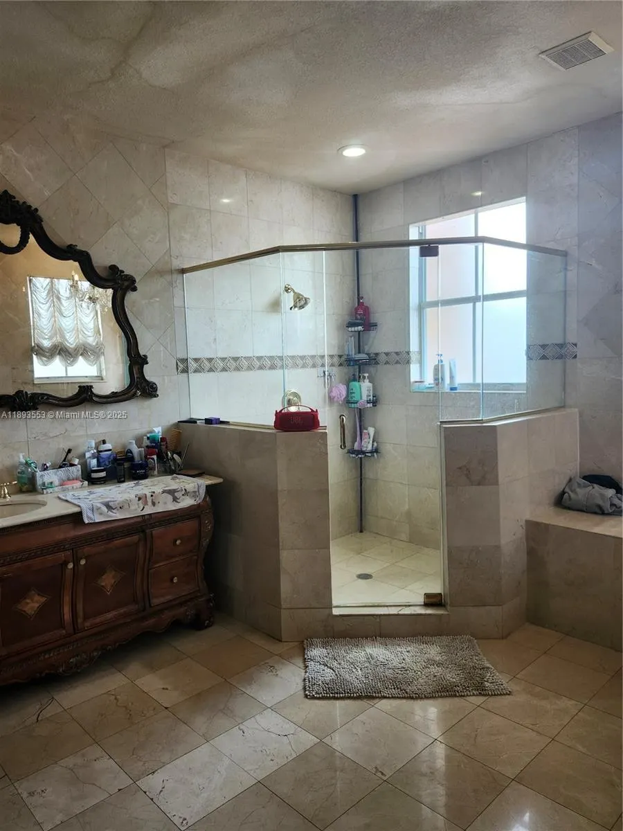 18031 NW 87th Ct