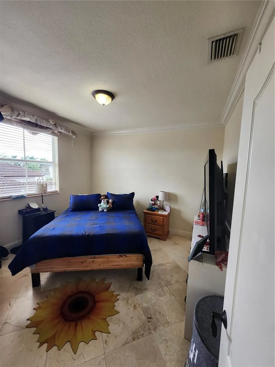 18031 NW 87th Ct
