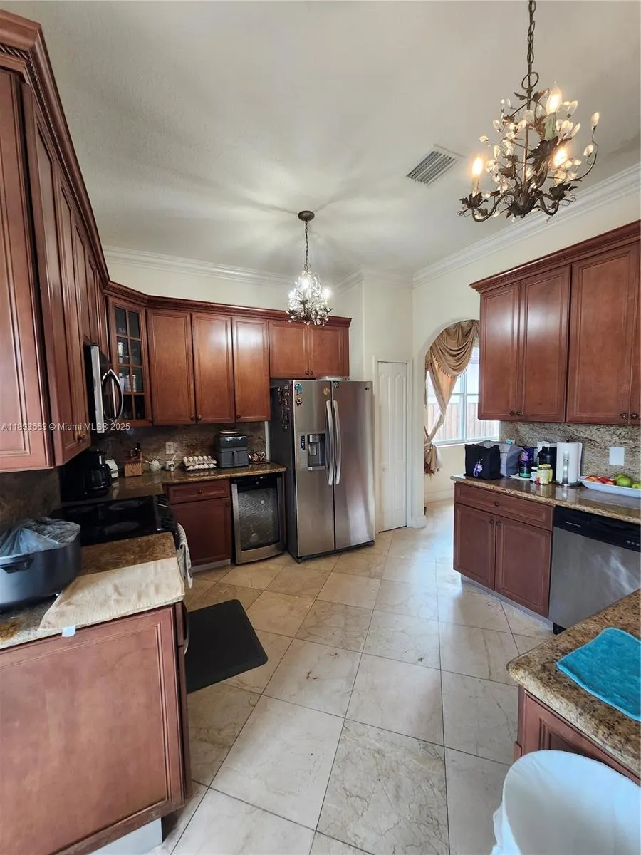 18031 NW 87th Ct