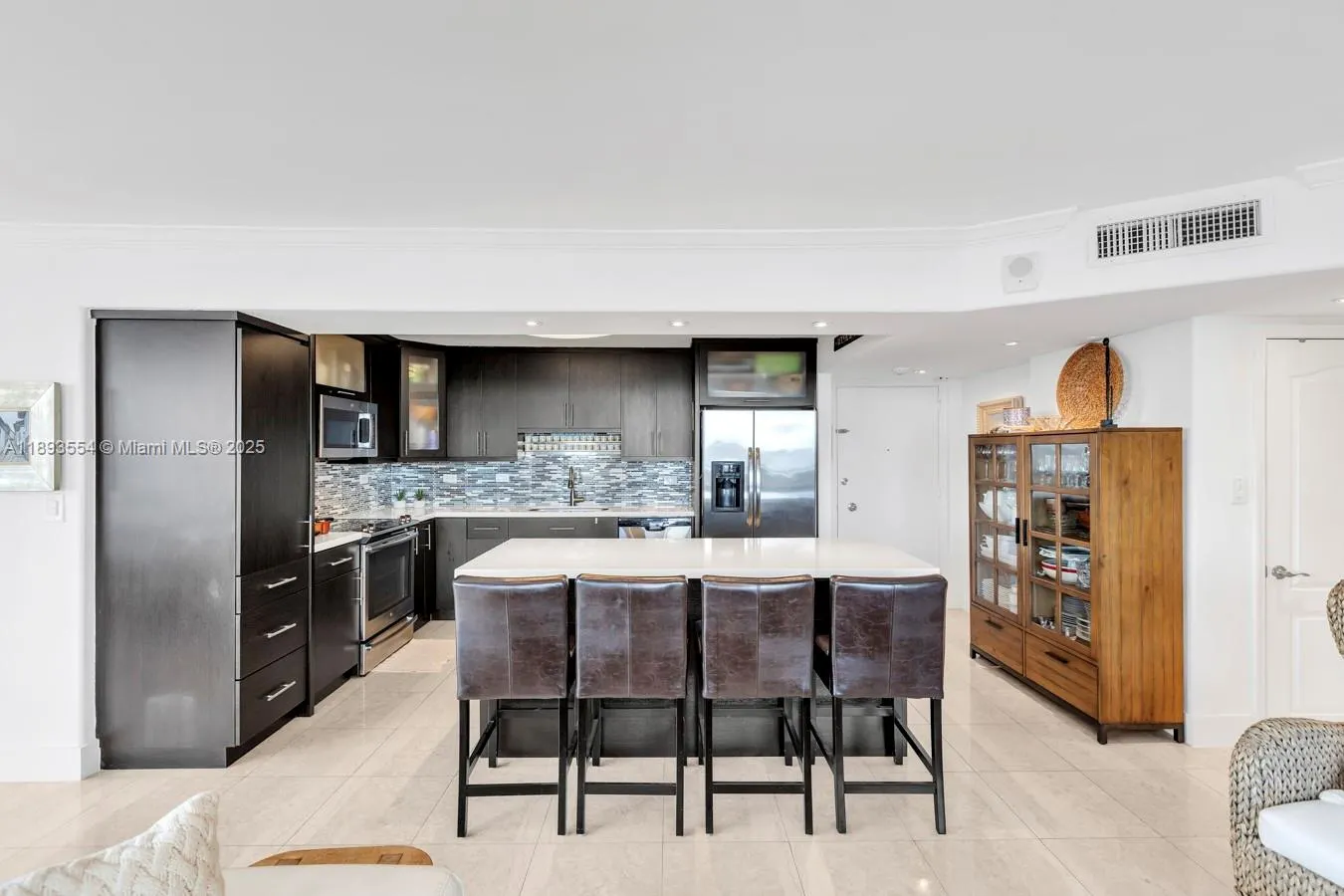 7135 Collins Ave, #1126