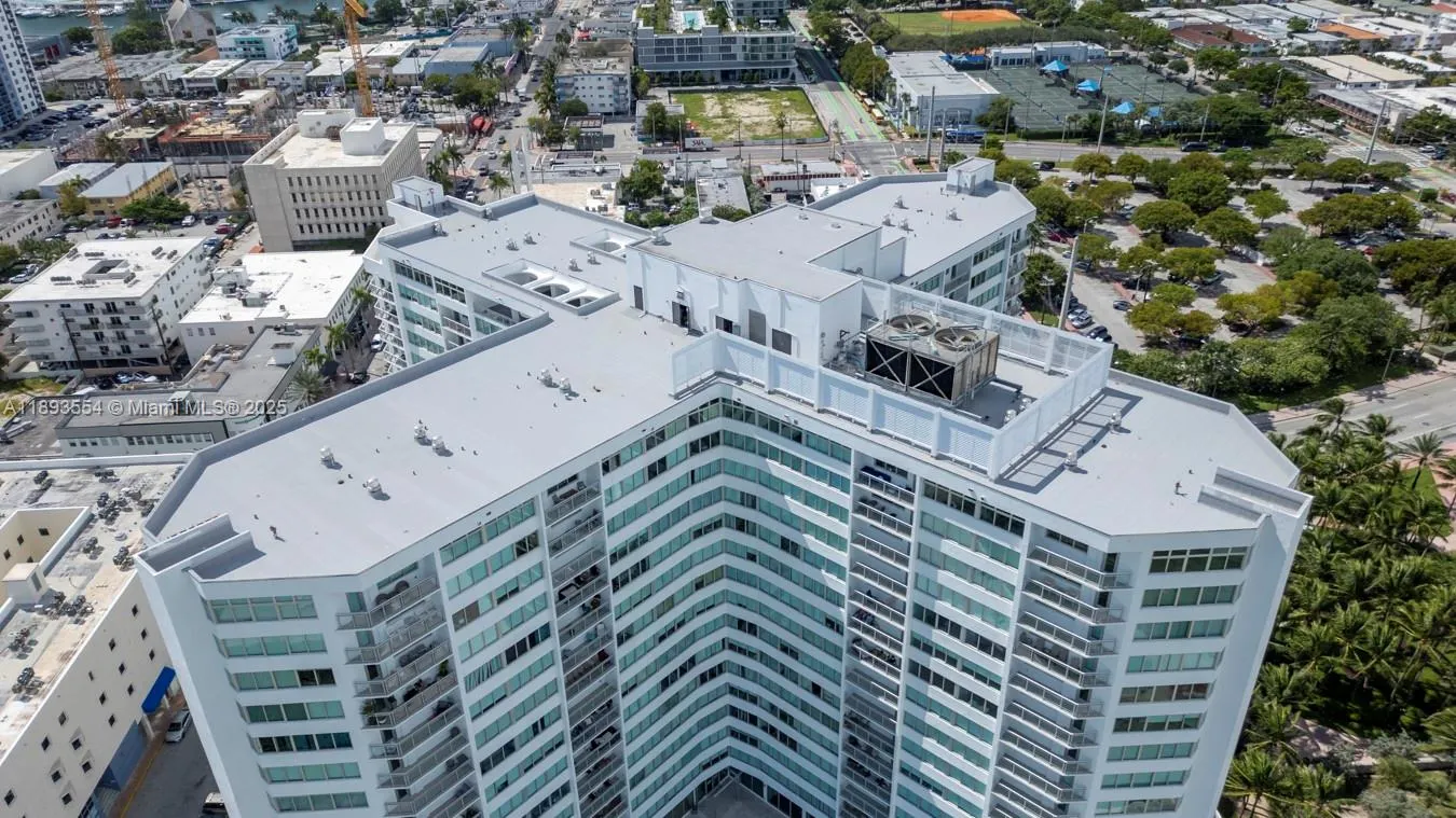 7135 Collins Ave, #1126