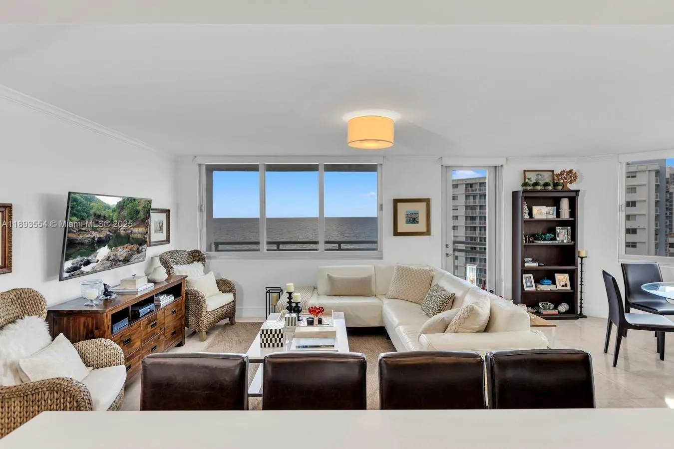 7135 Collins Ave, #1126