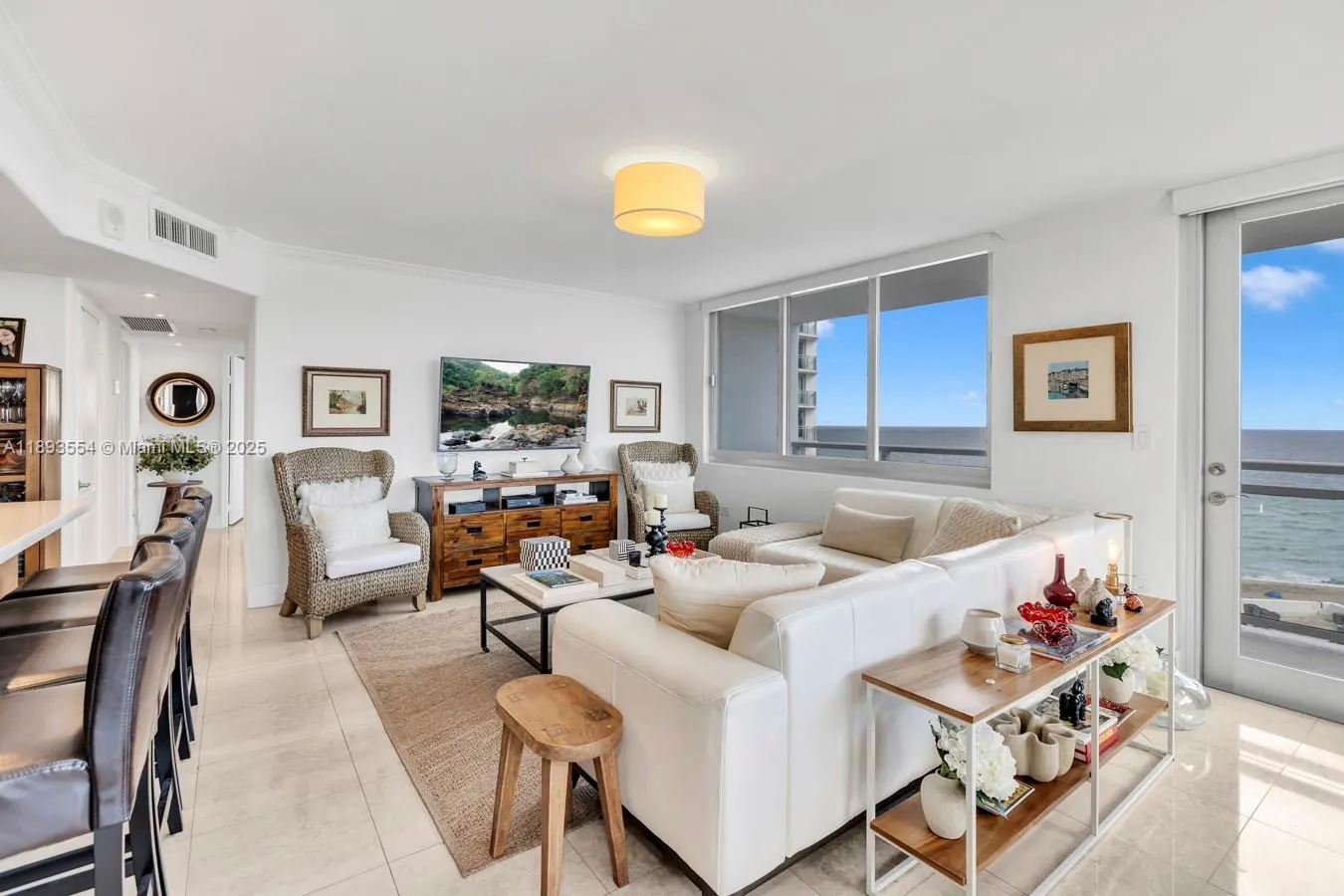 7135 Collins Ave, #1126
