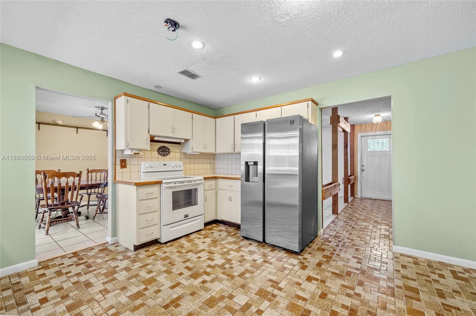 9064 NW 23rd Pl