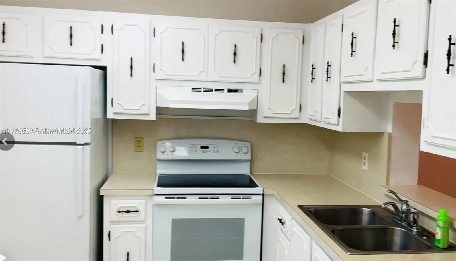 201 SE 11th Ter, #302