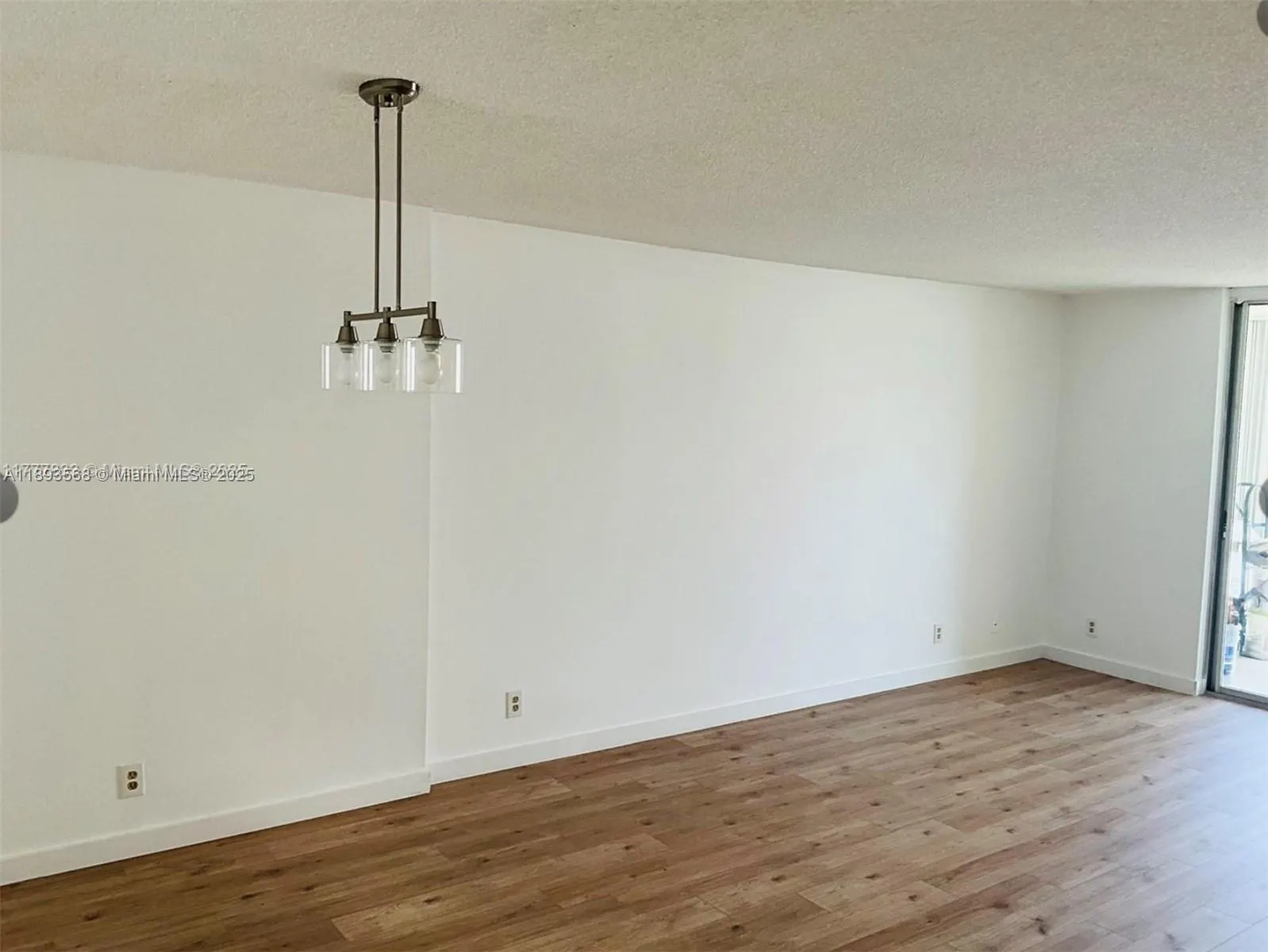 201 SE 11th Ter, #302