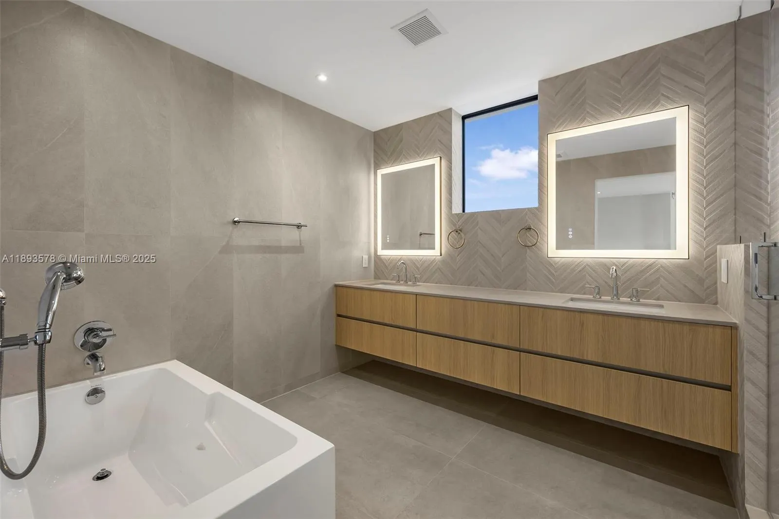 3300 SW 27th Ter, #3300