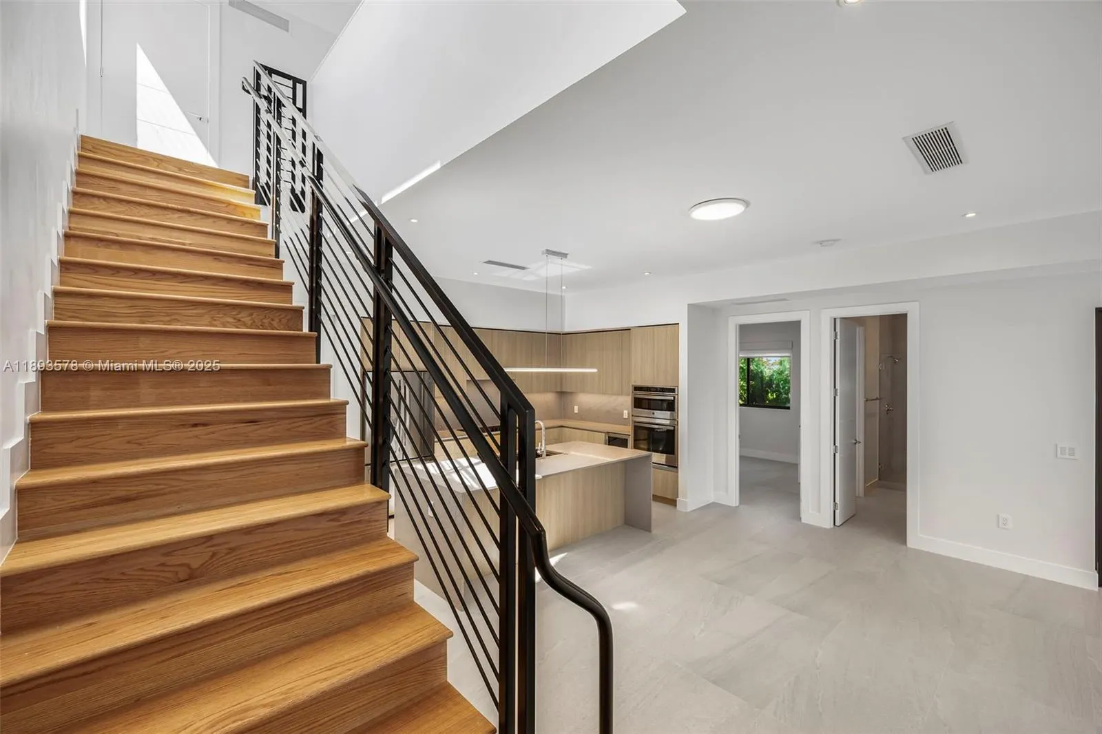 3300 SW 27th Ter, #3300