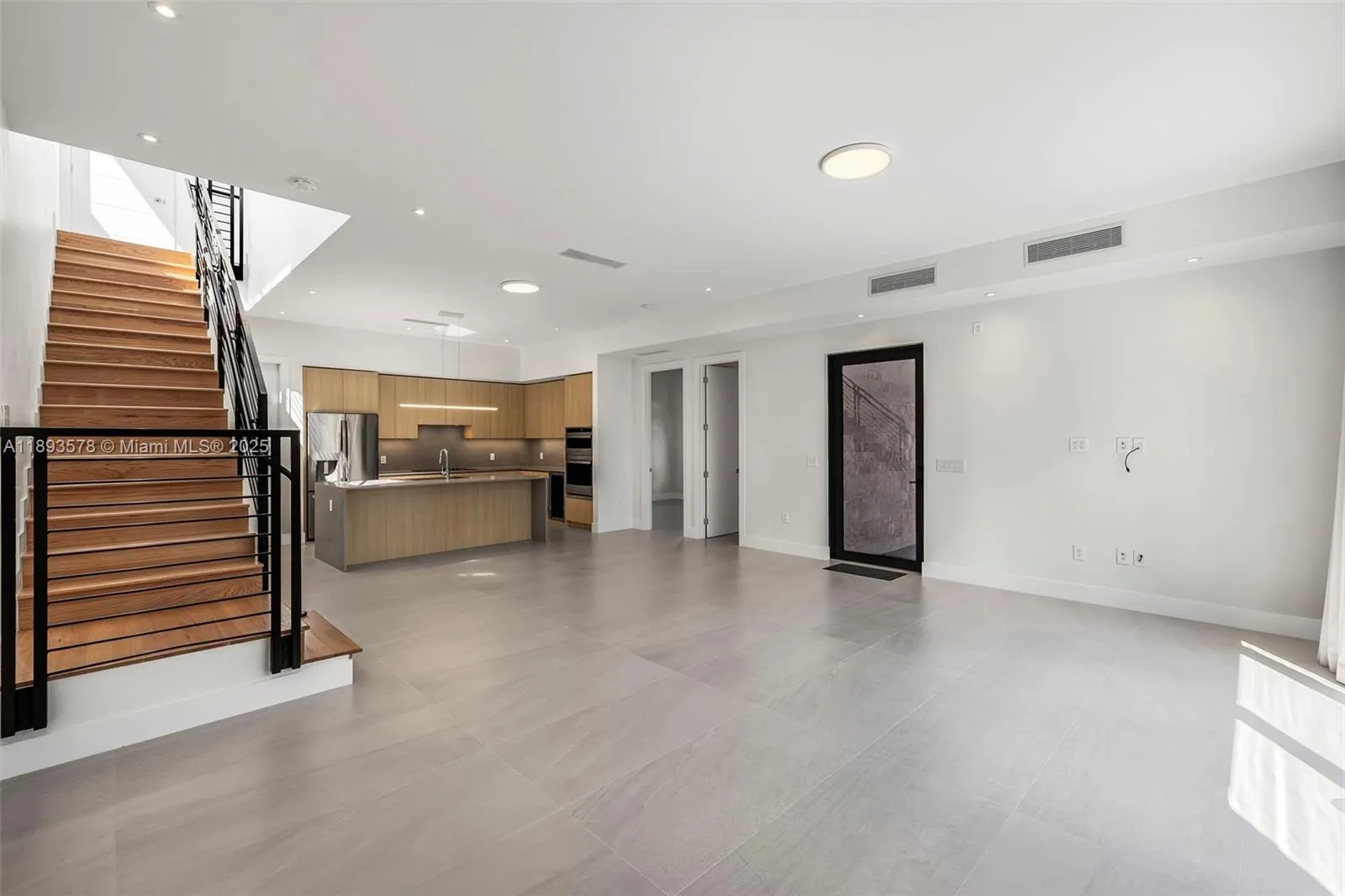 3300 SW 27th Ter, #3300