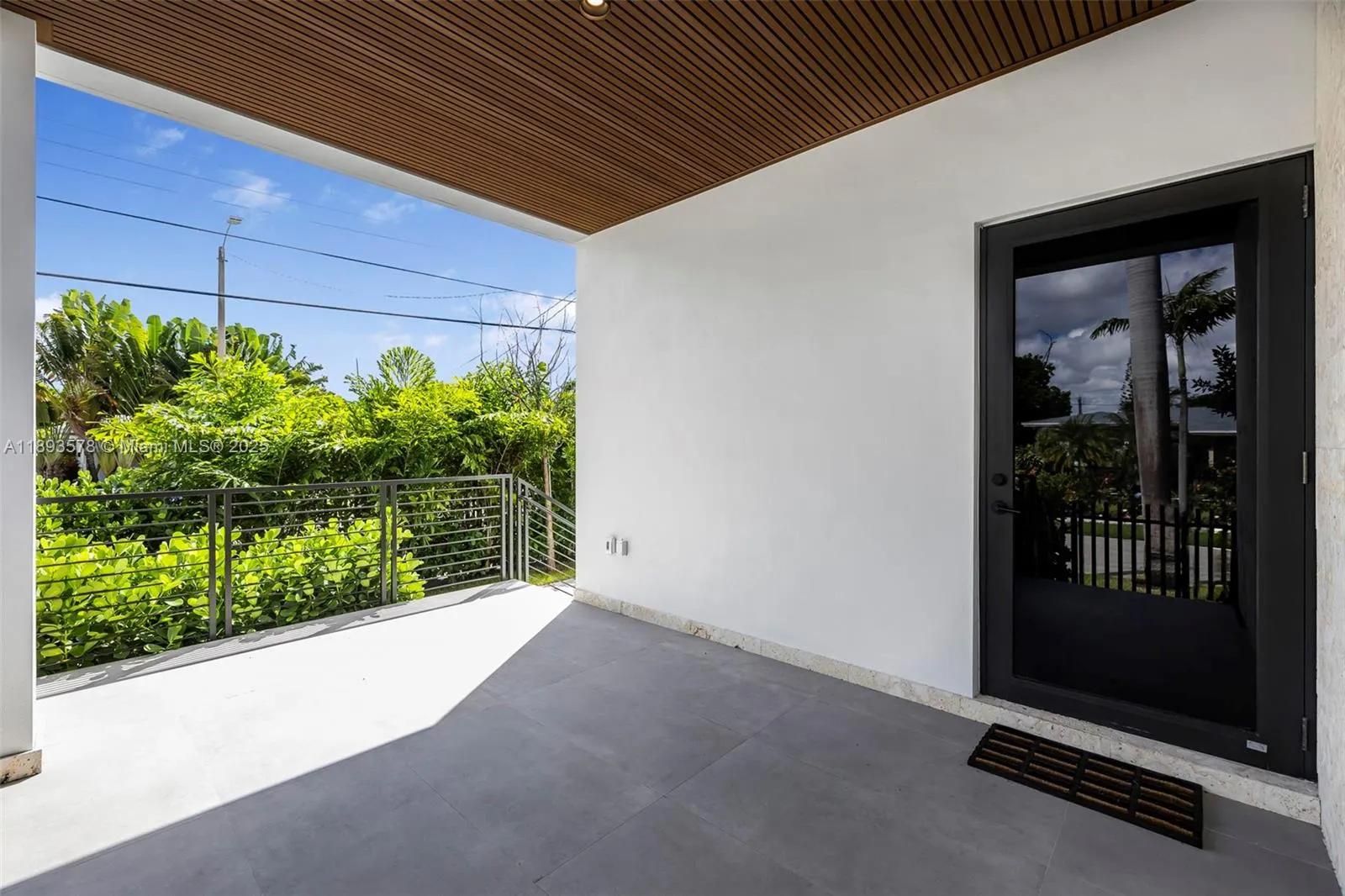 3300 SW 27th Ter, #3300