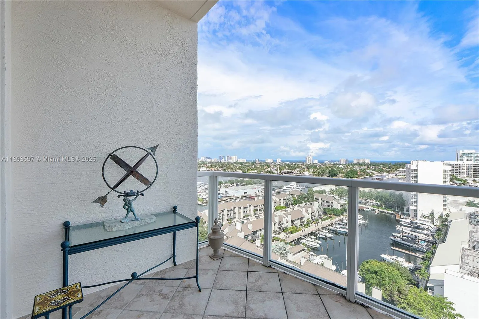 1819 SE 17th St, #1606