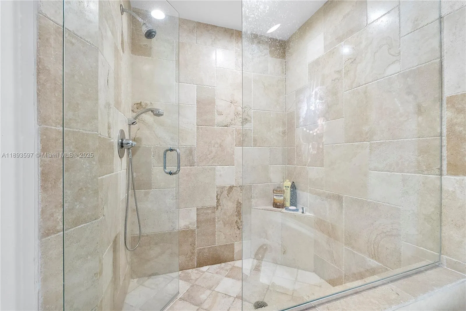 1819 SE 17th St, #1606
