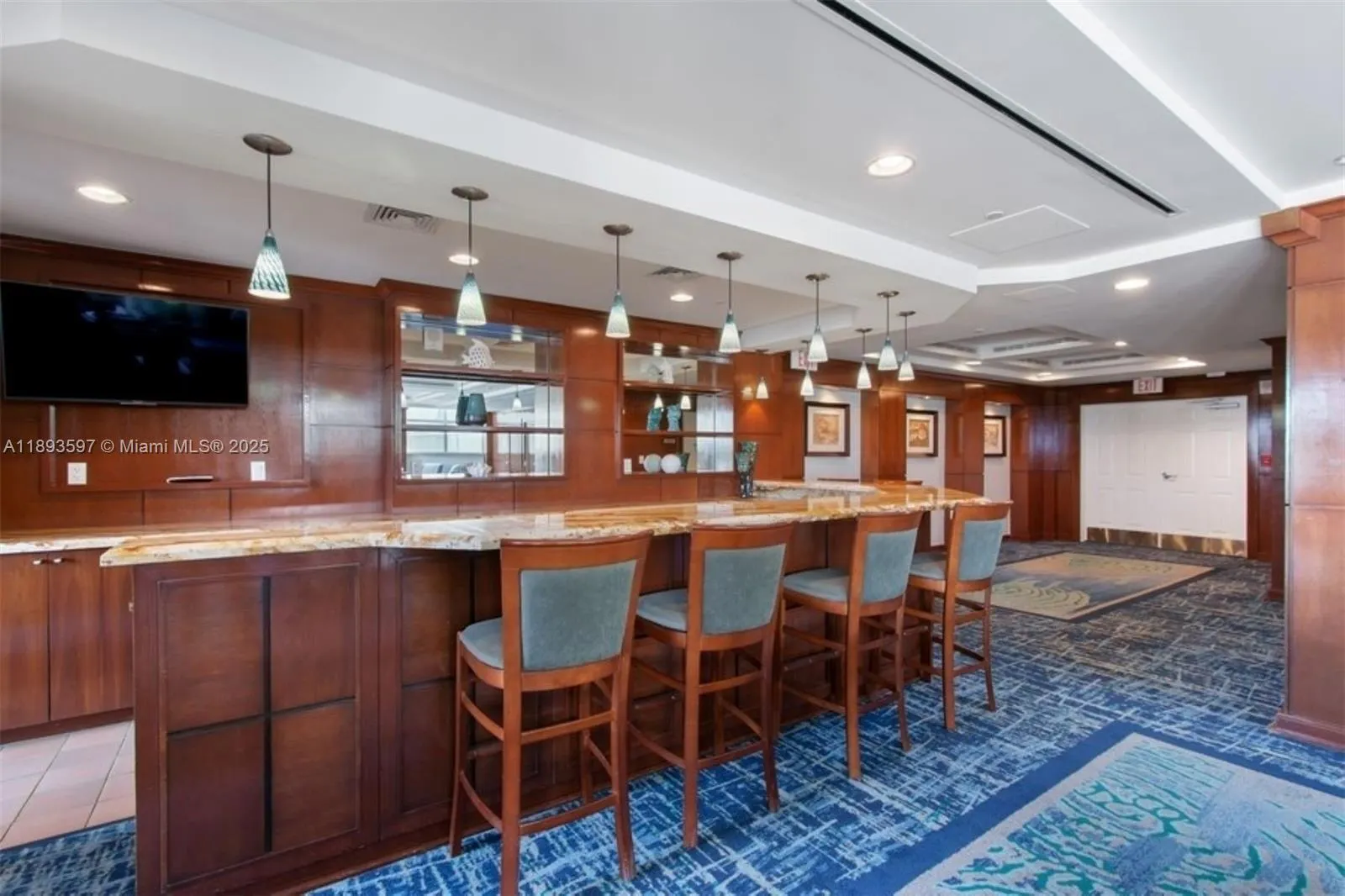 1819 SE 17th St, #1606