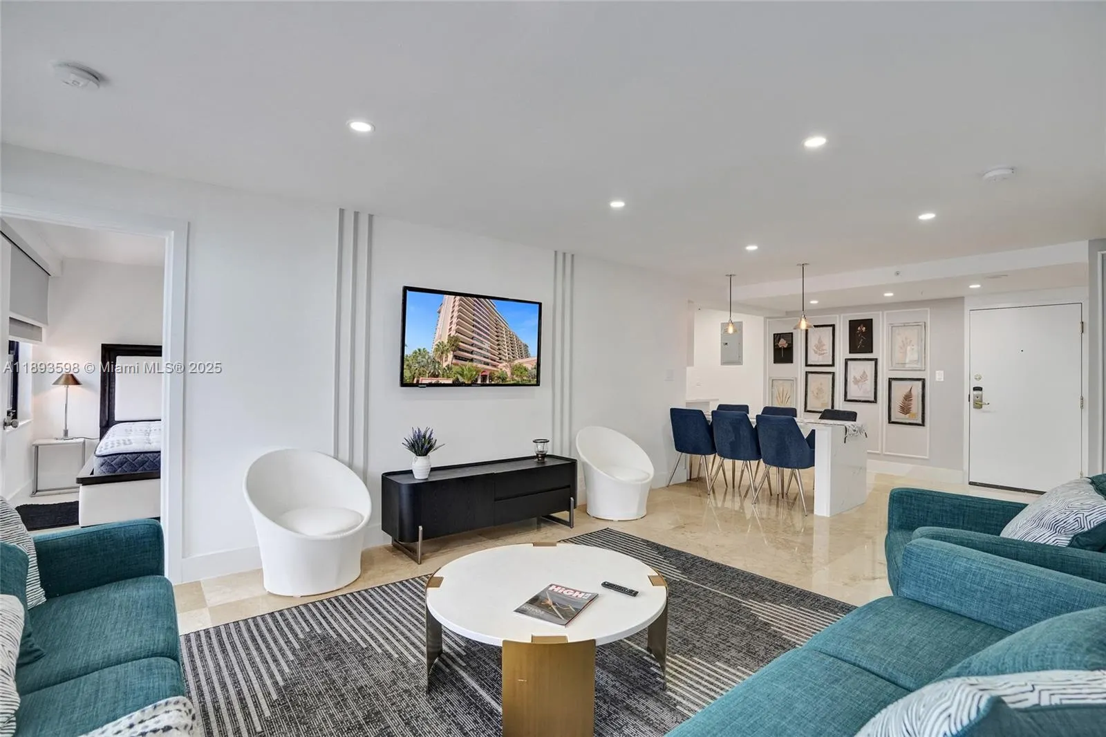 5225 Collins Ave, #1411