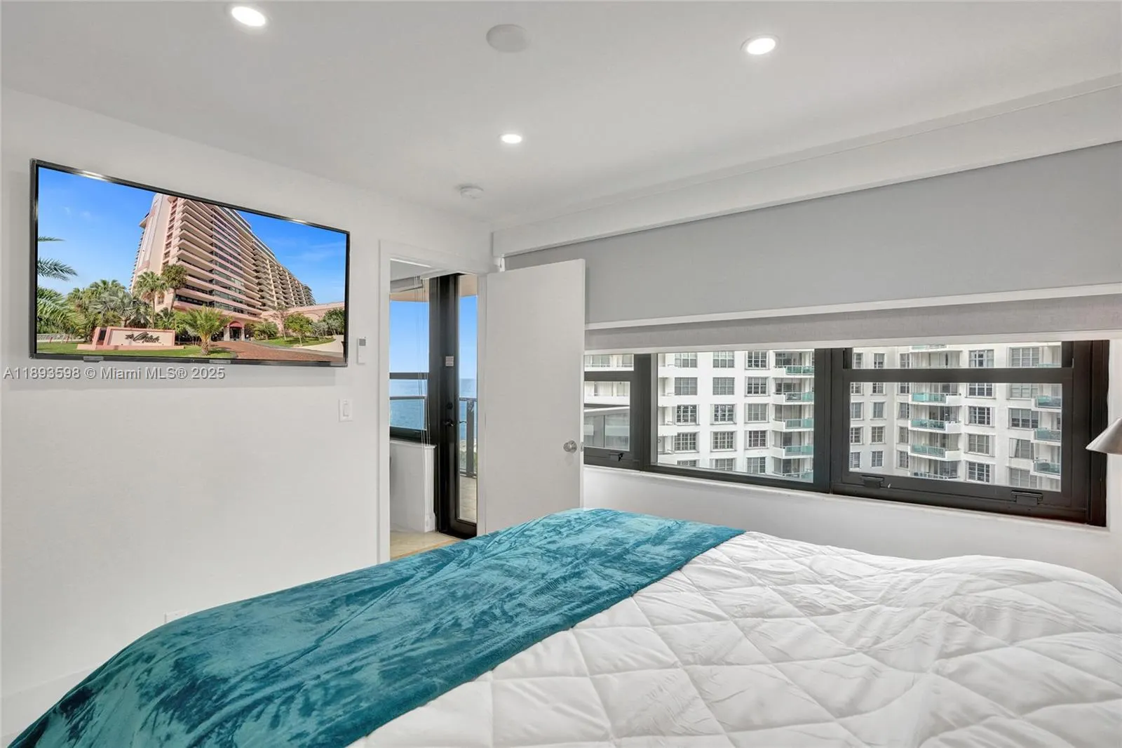 5225 Collins Ave, #1411