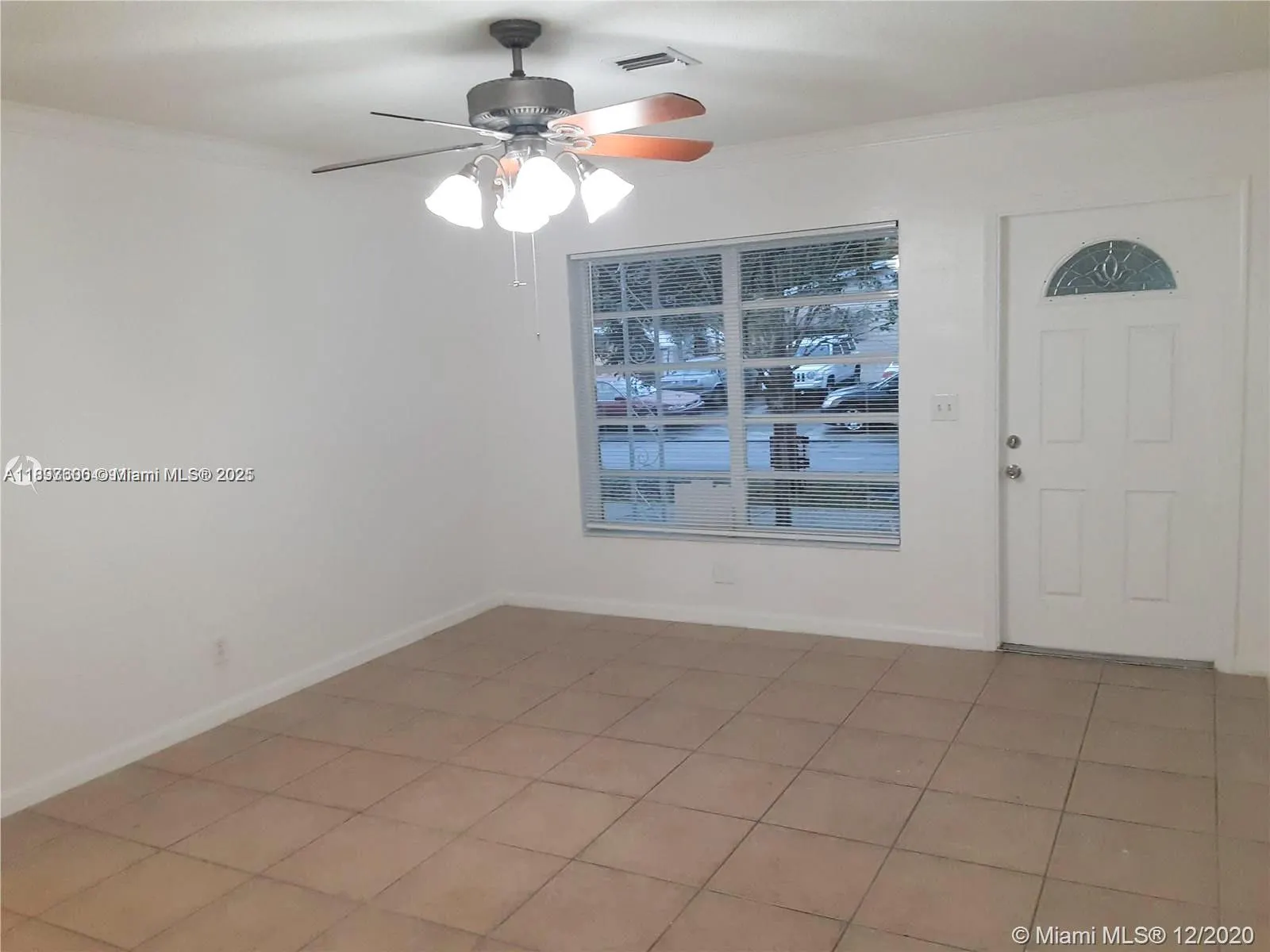412 SW 10 St