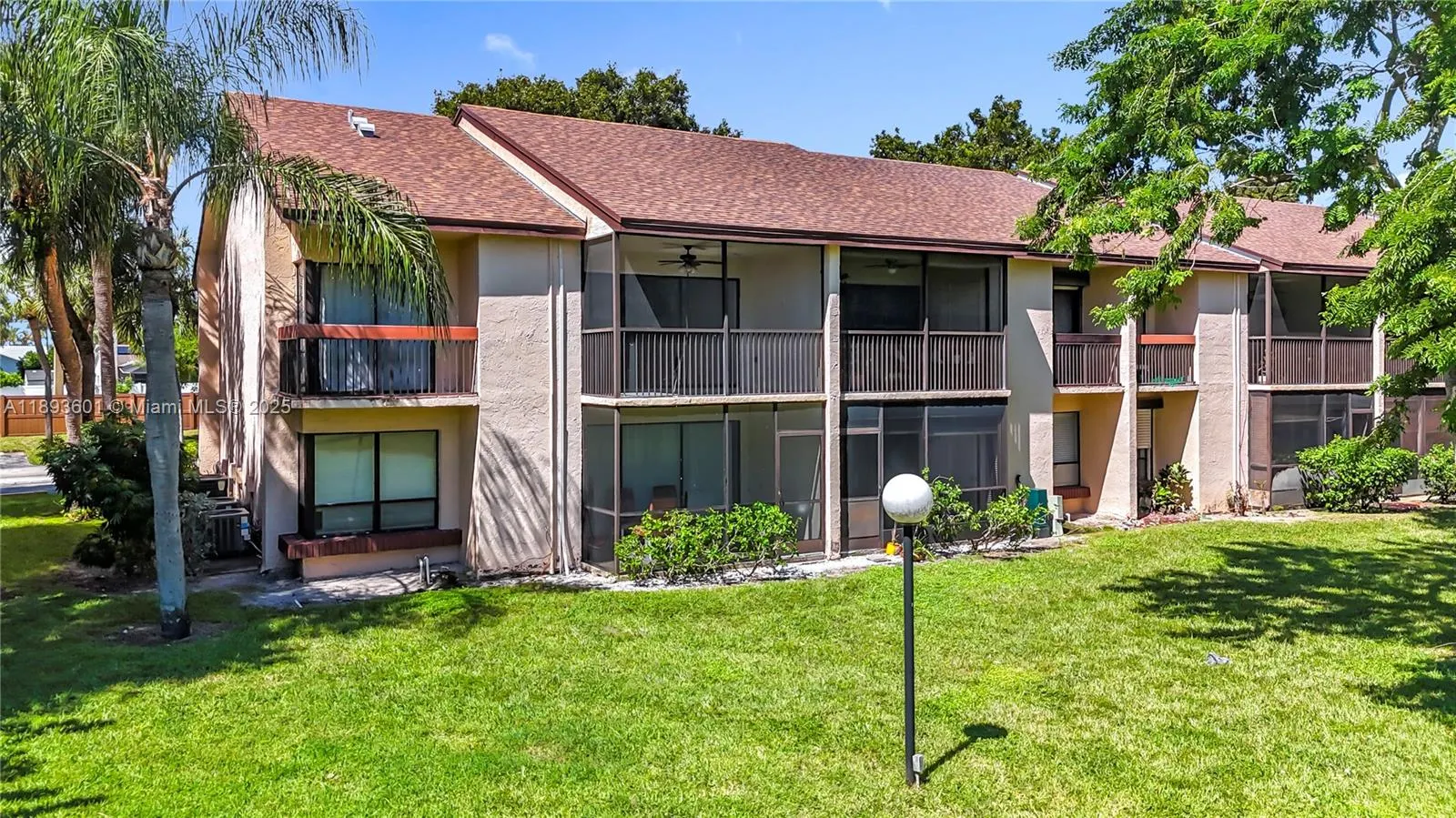 2363 SW 15th St, #84