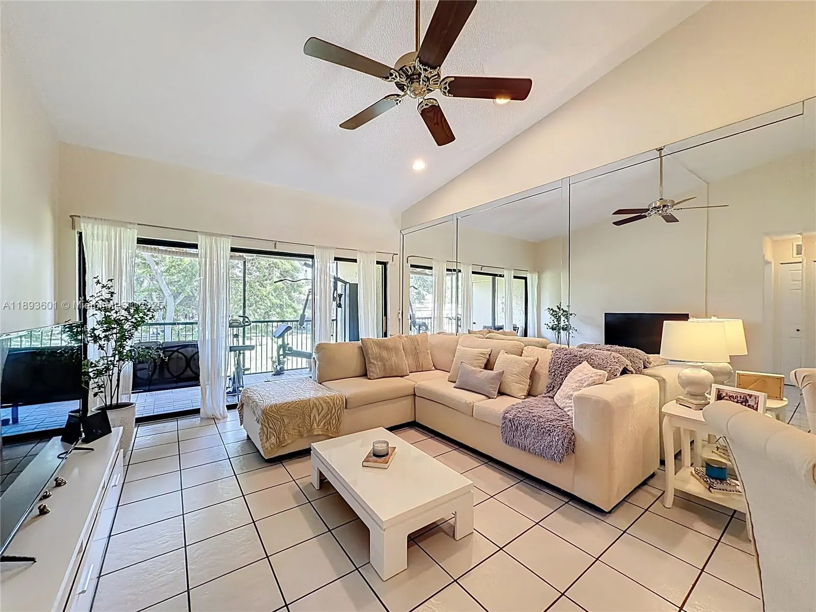 2363 SW 15th St, #84