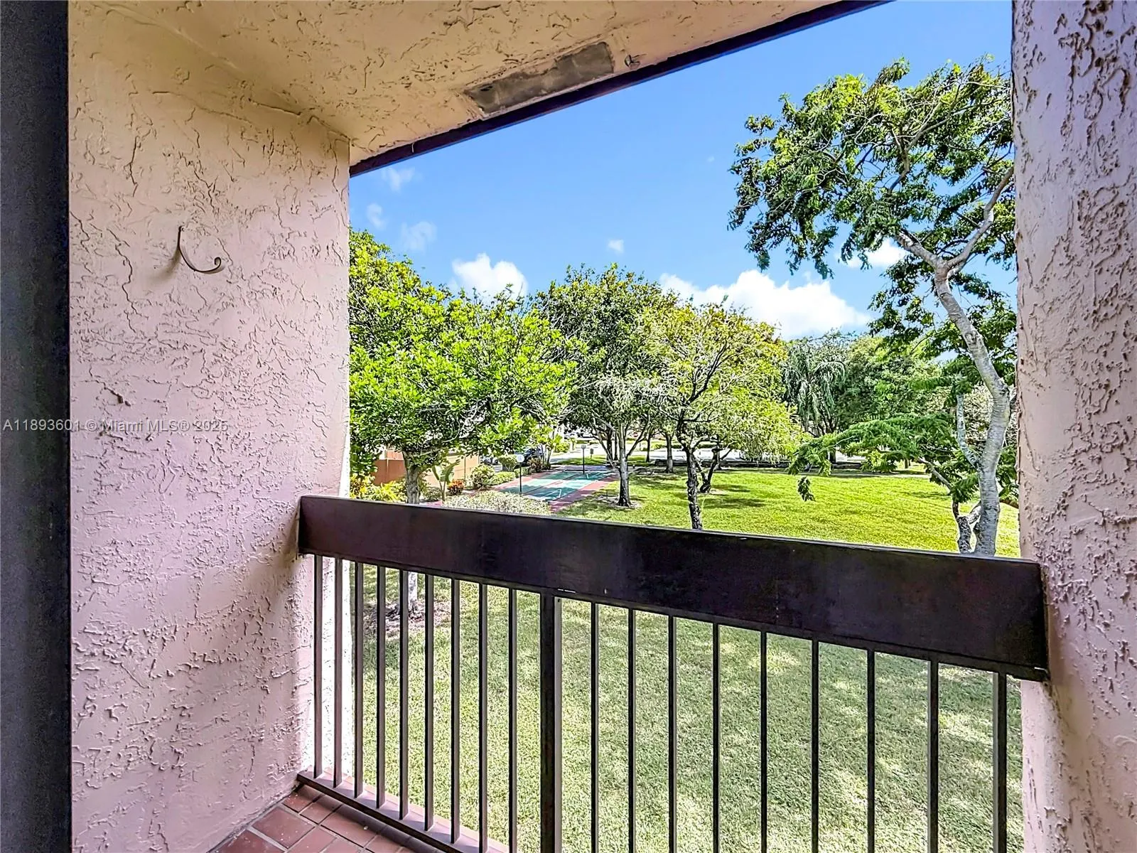 2363 SW 15th St, #84