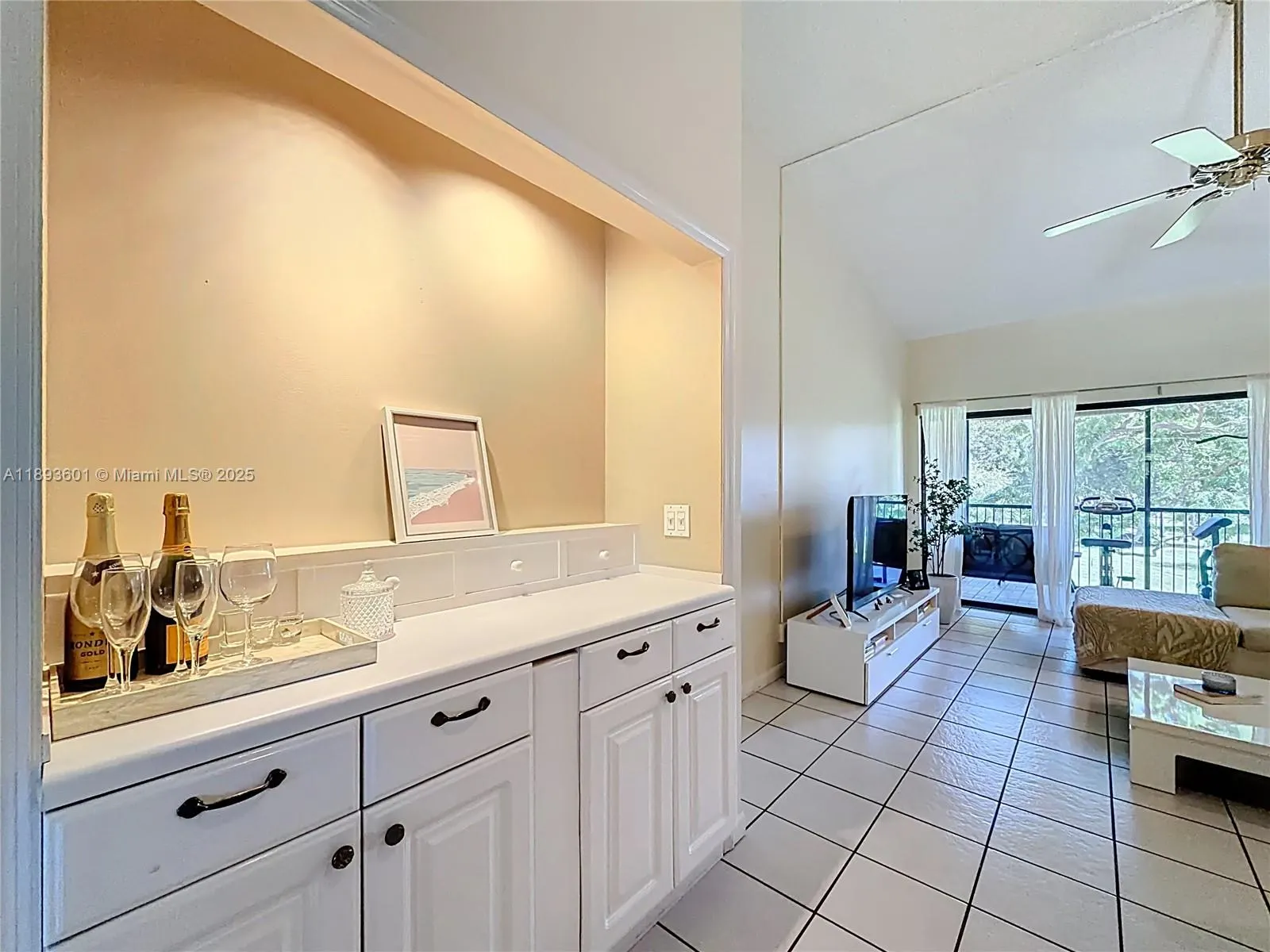 2363 SW 15th St, #84