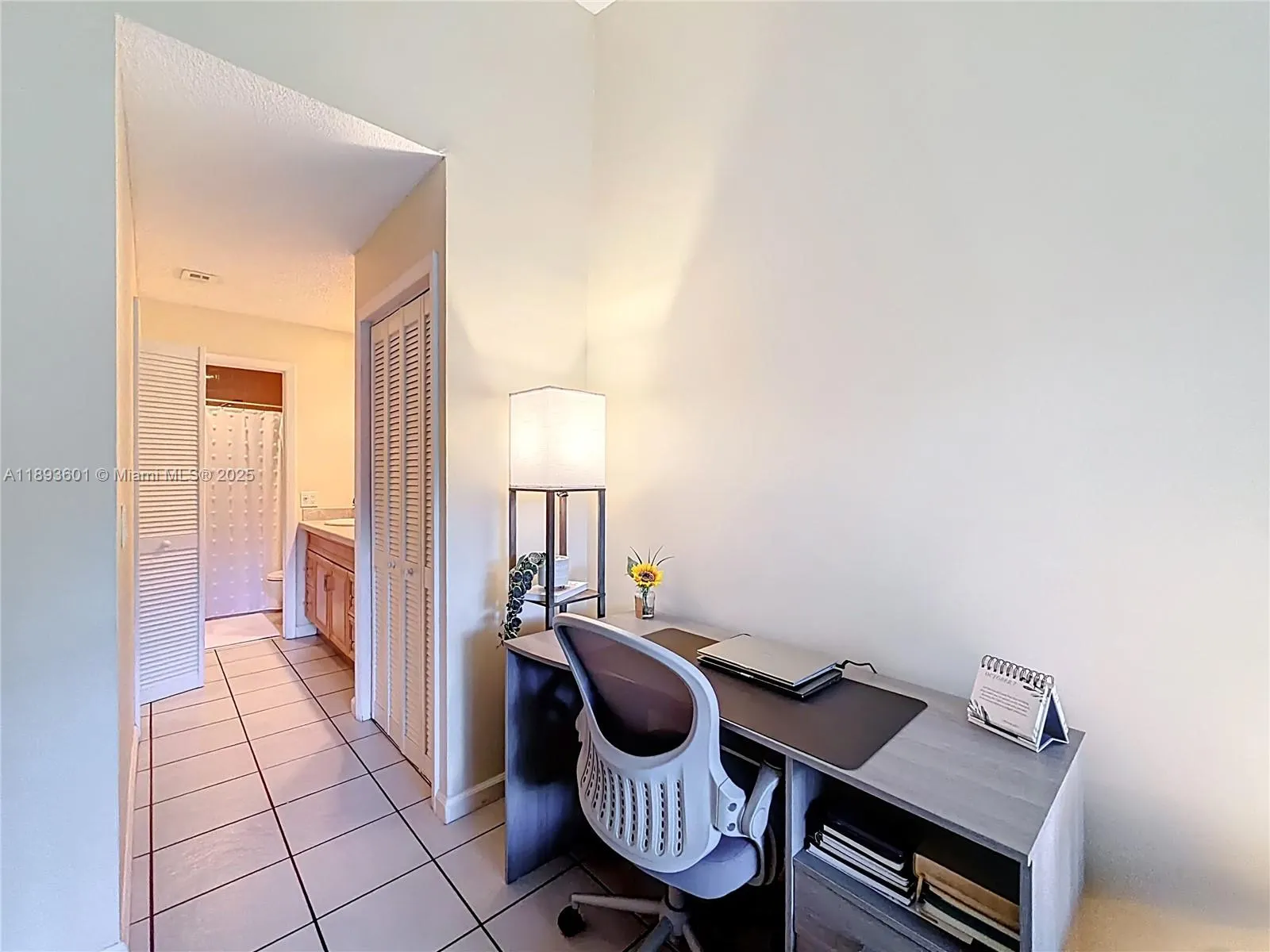 2363 SW 15th St, #84