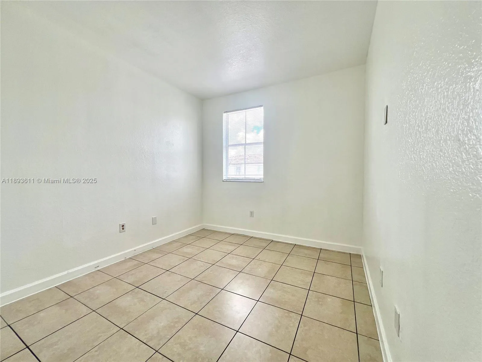 8193 W 36th Ave, #4