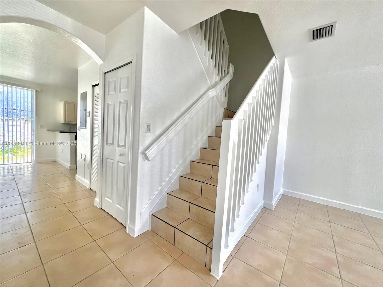 8193 W 36th Ave, #4