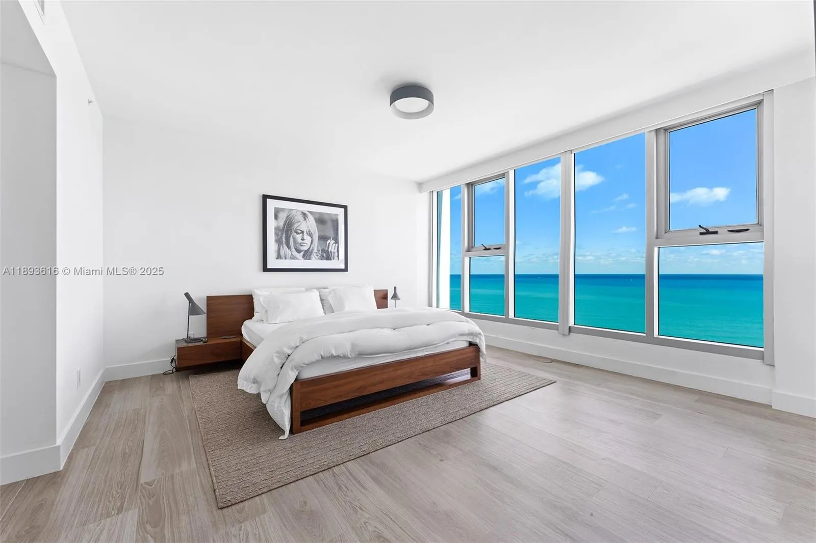 6899 Collins Ave, #2601