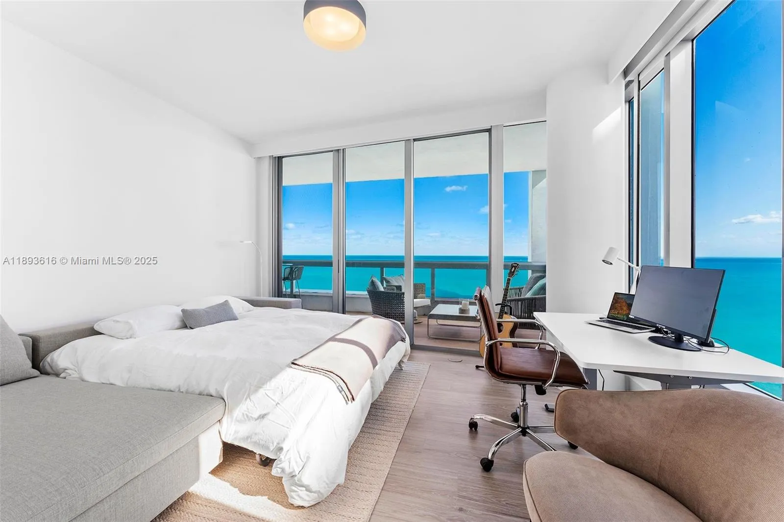 6899 Collins Ave, #2601