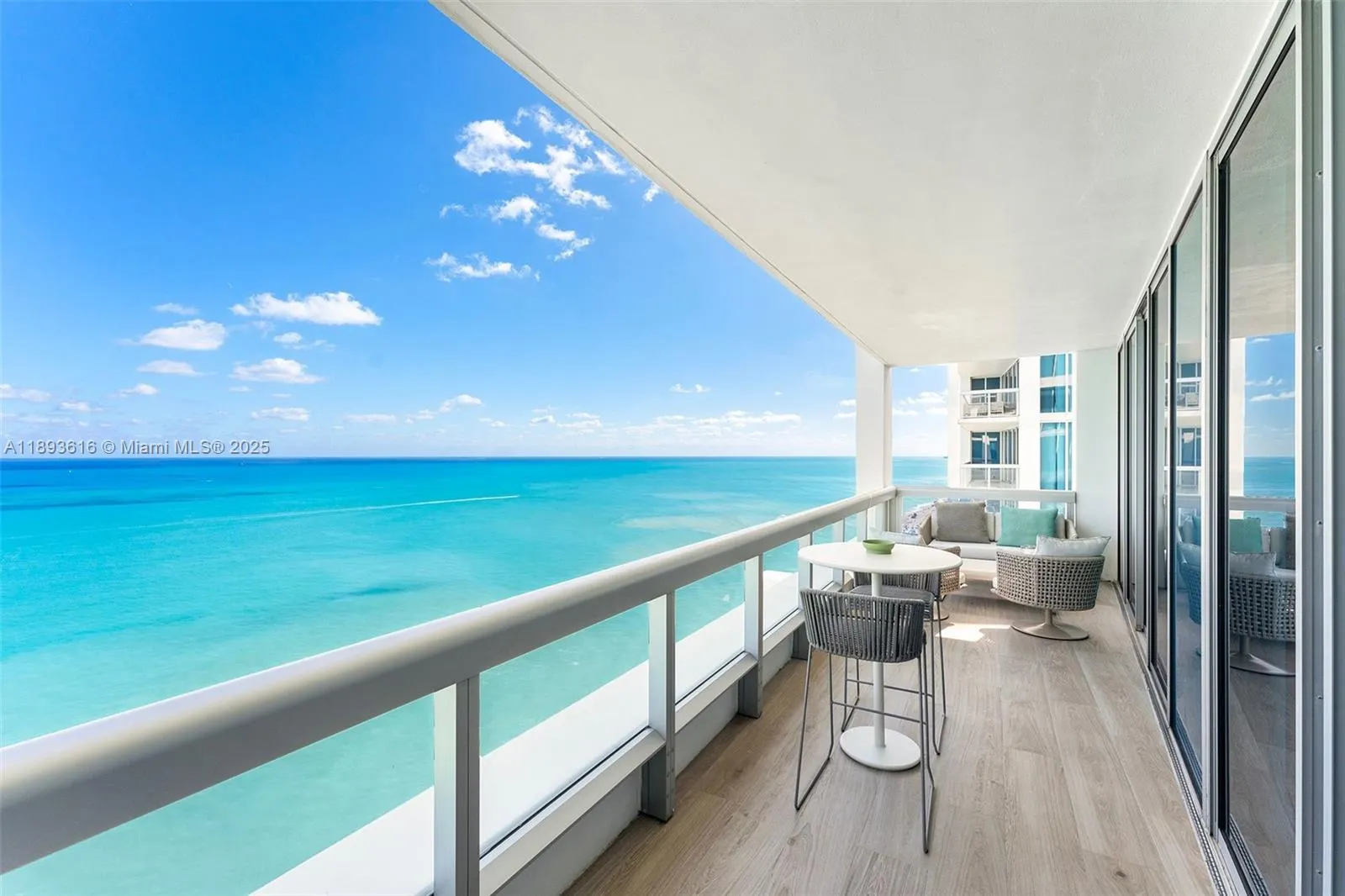 6899 Collins Ave, #2601