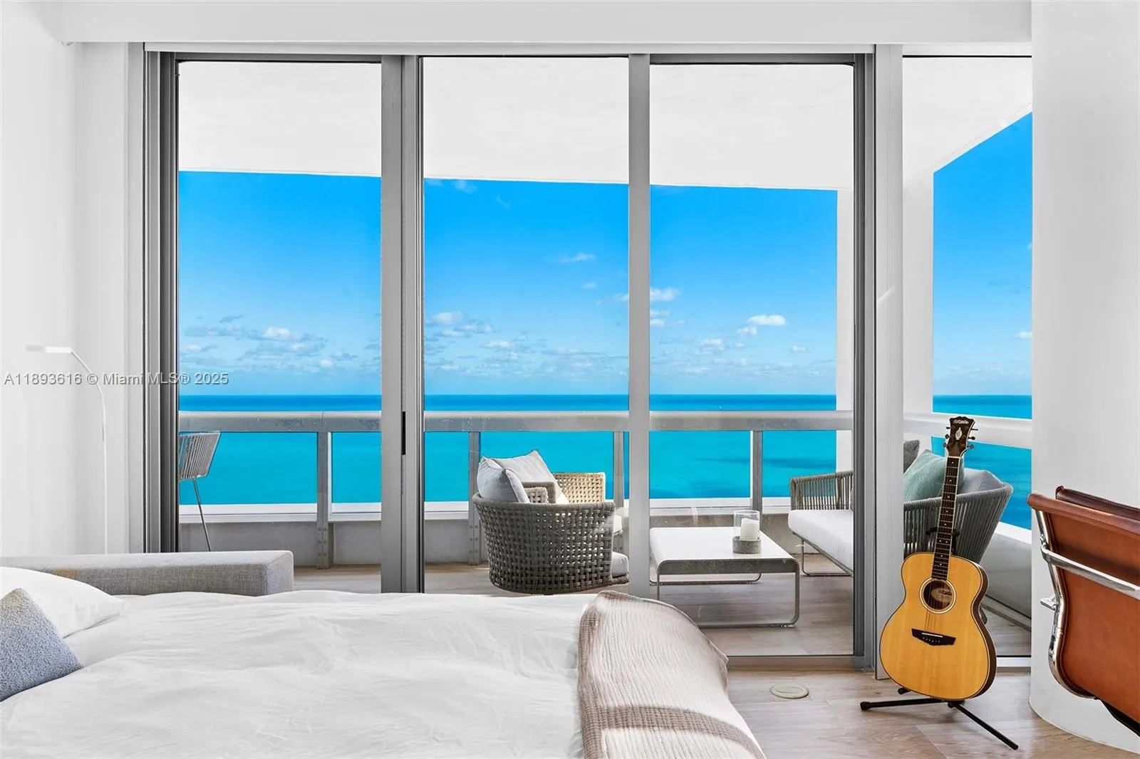 6899 Collins Ave, #2601