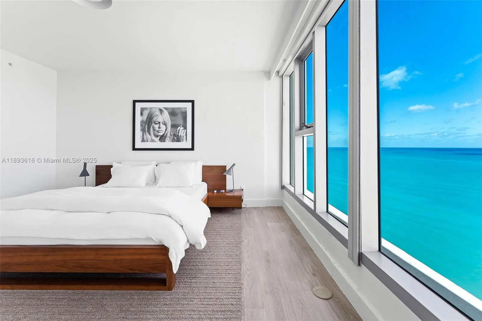 6899 Collins Ave, #2601