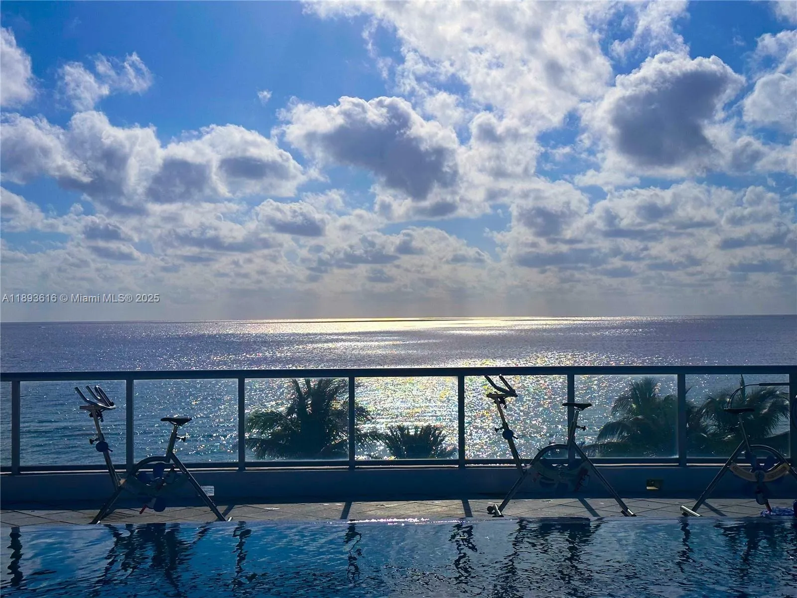 6899 Collins Ave, #2601