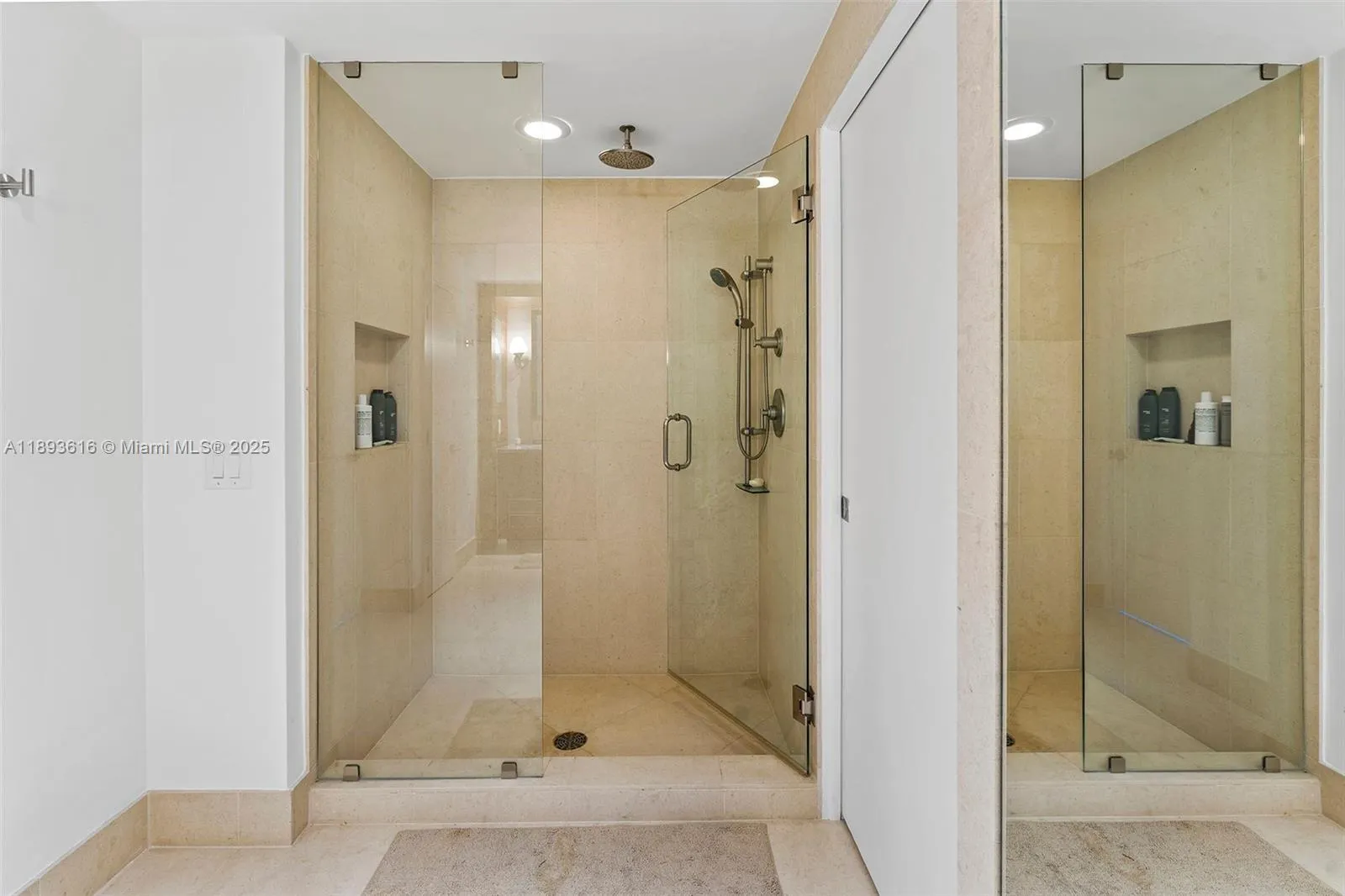 6899 Collins Ave, #2601