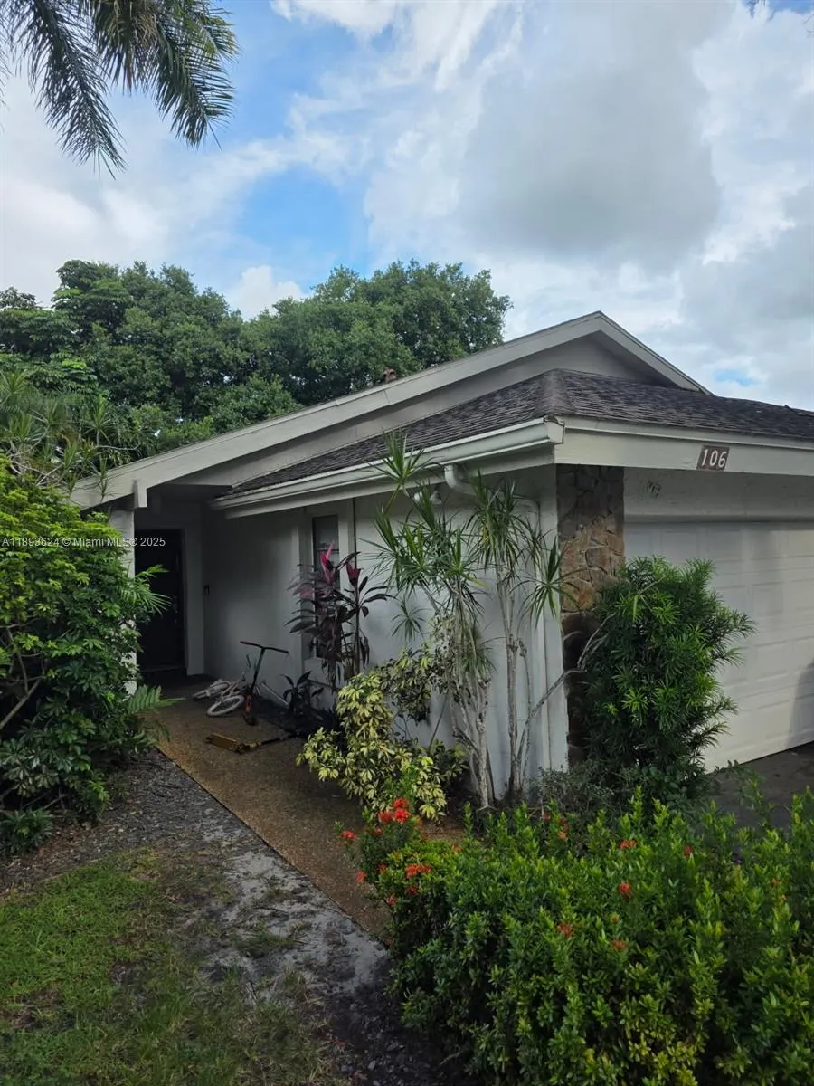 106 Kensington Rd