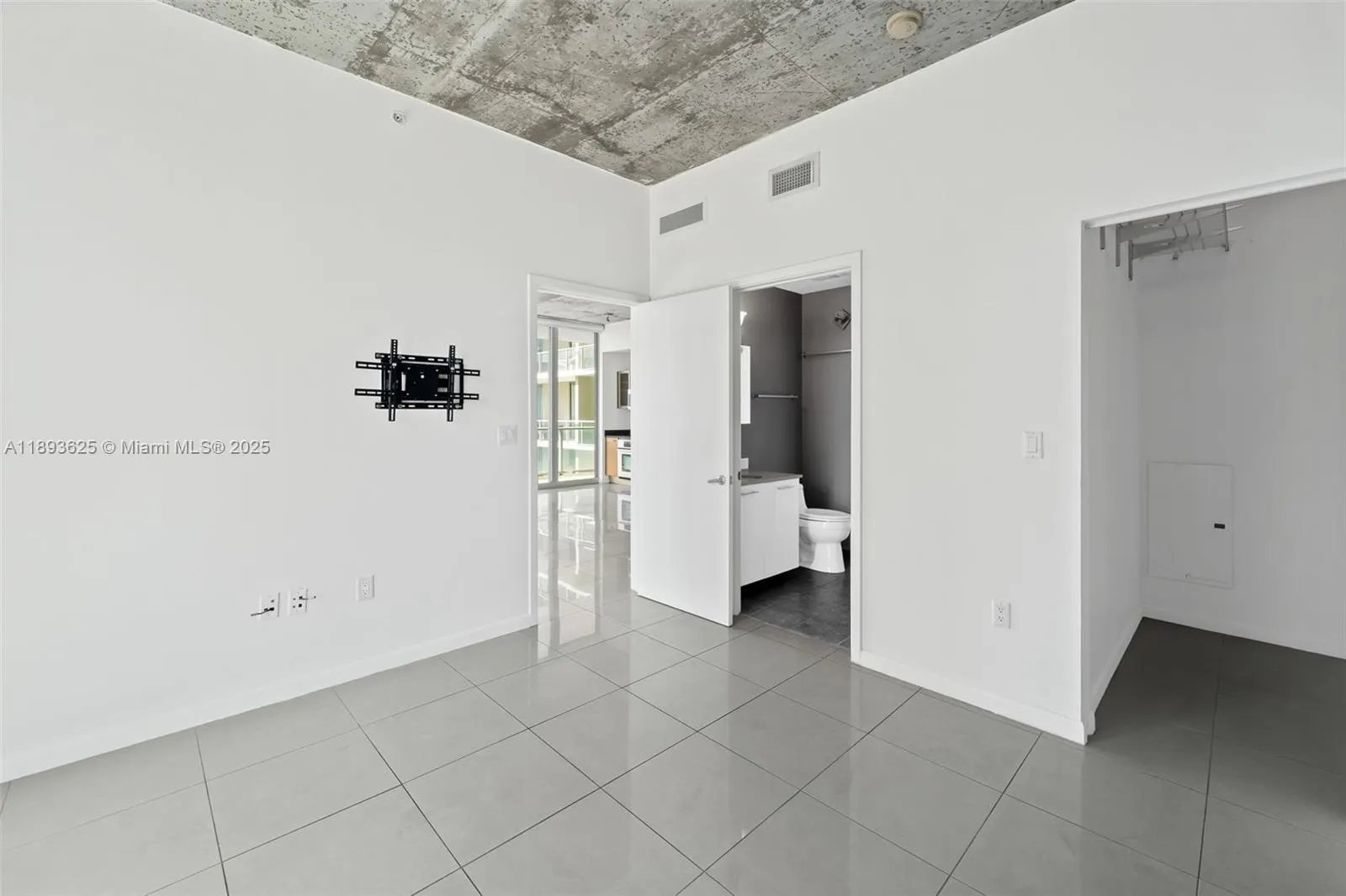 3470 E Coast Ave, #H2508