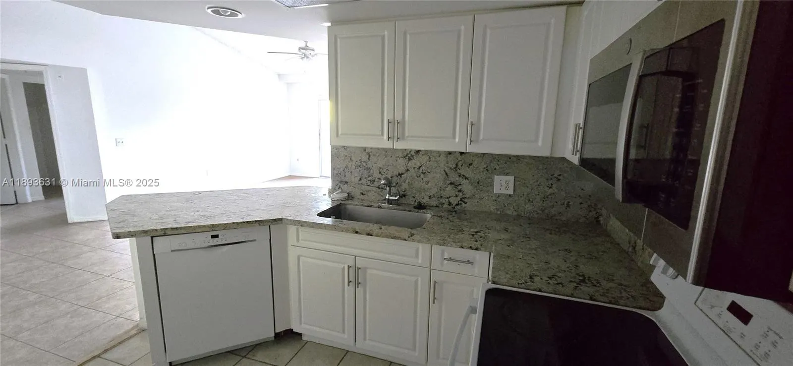 4149 N Haverhill Rd, #1619