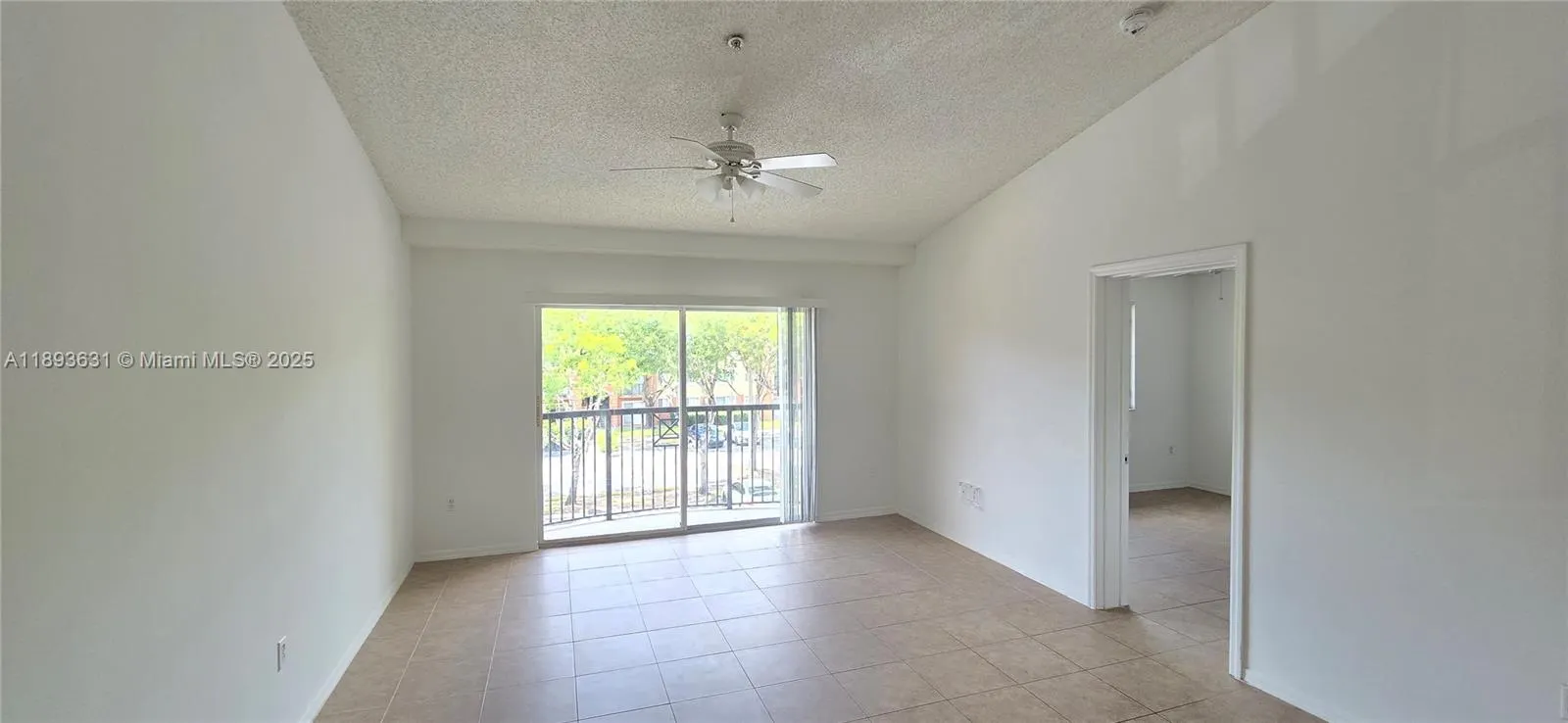 4149 N Haverhill Rd, #1619